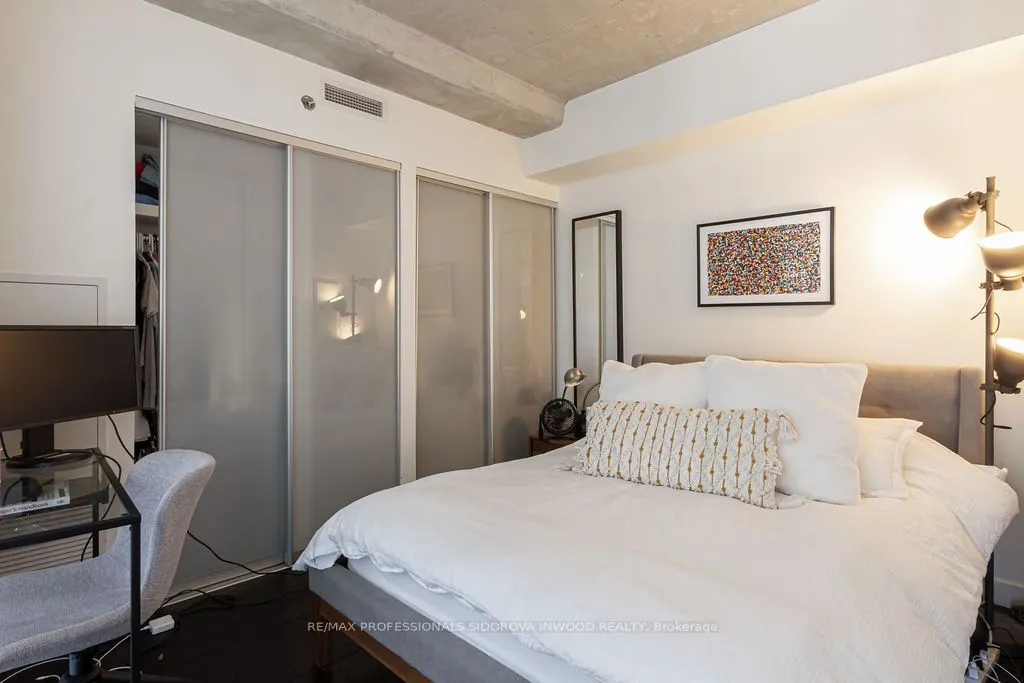 55 Stewart Street, #920