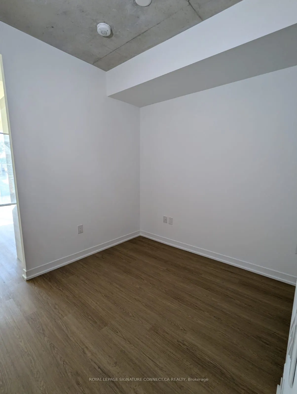 195 McCaul Street, #223