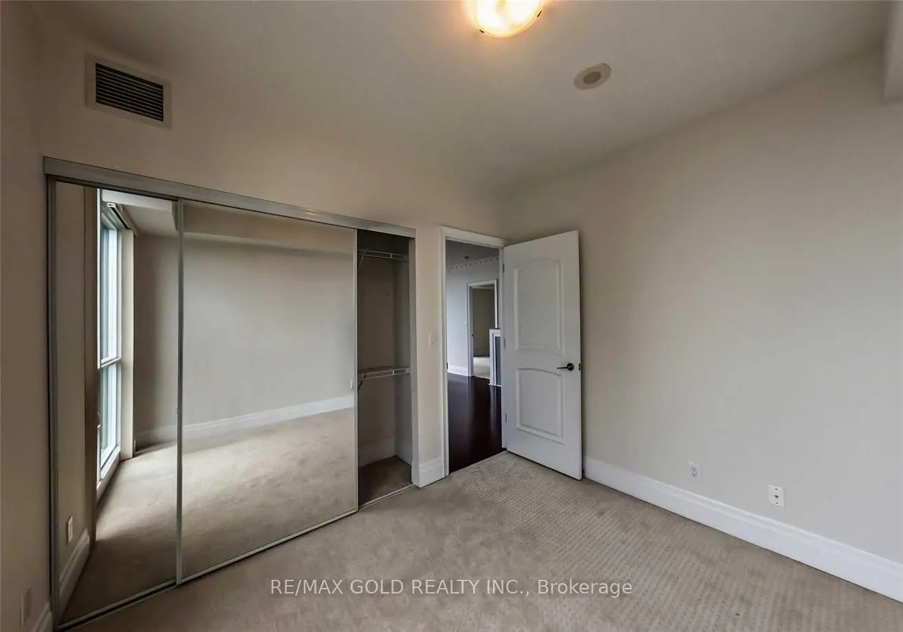 16 Harbour Street, #3408