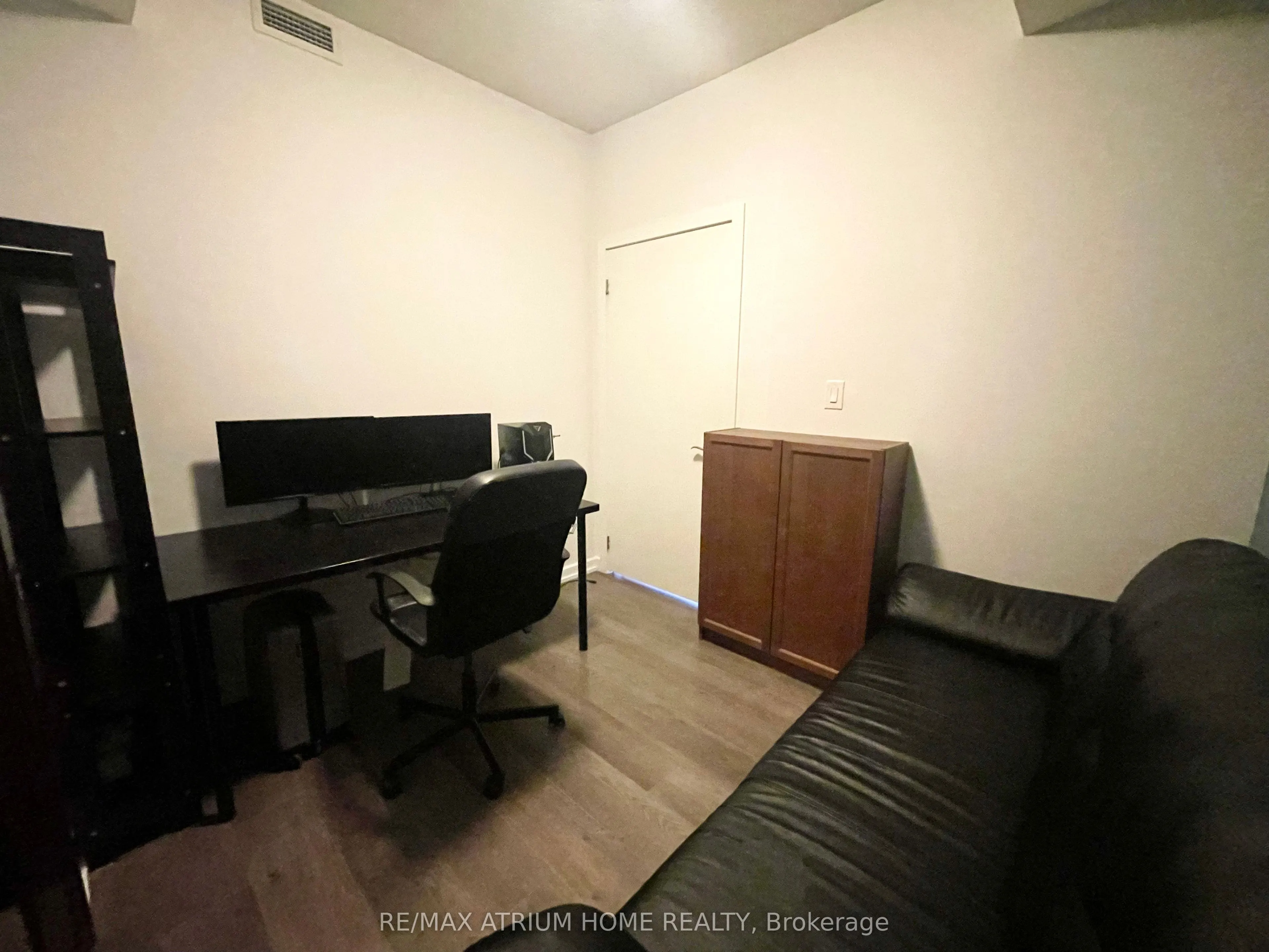 62 Forest Manor Road, #1701