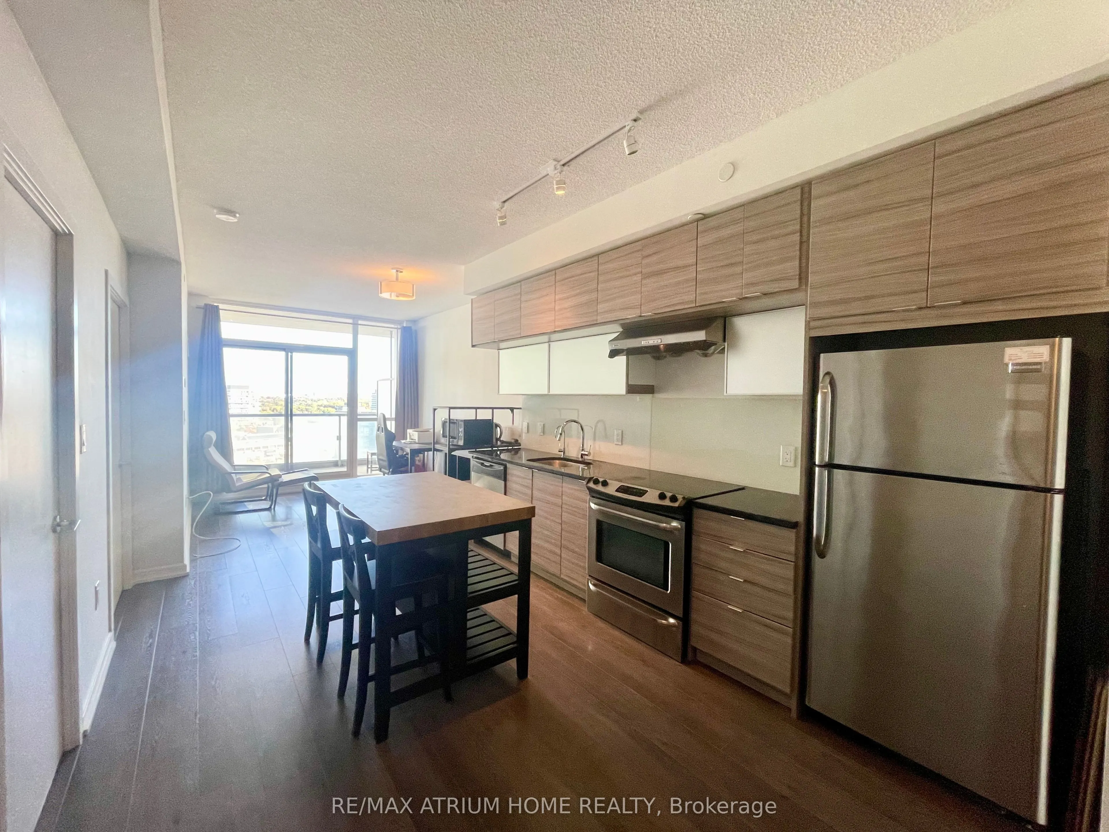 62 Forest Manor Road, #1701