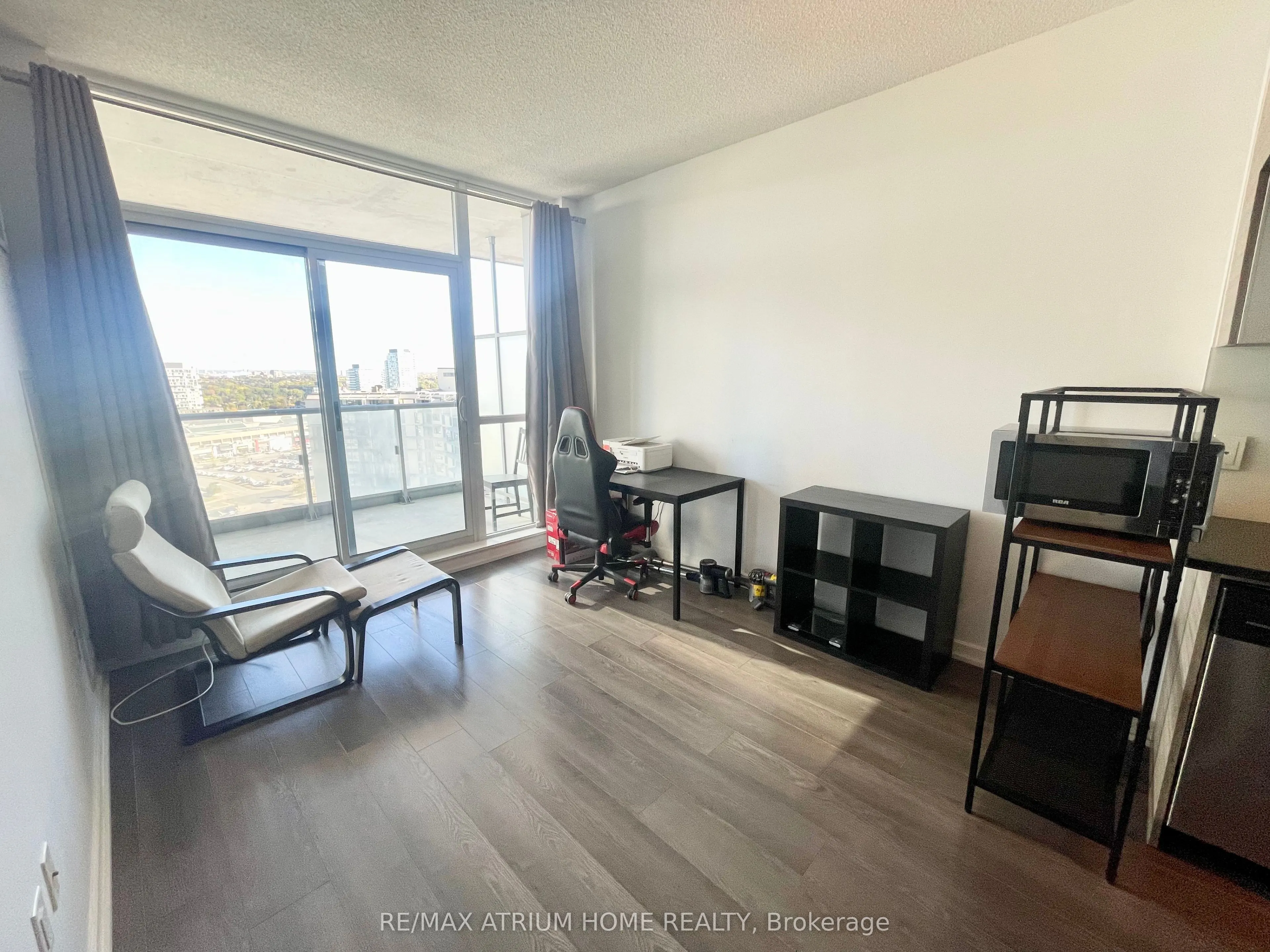 62 Forest Manor Road, #1701