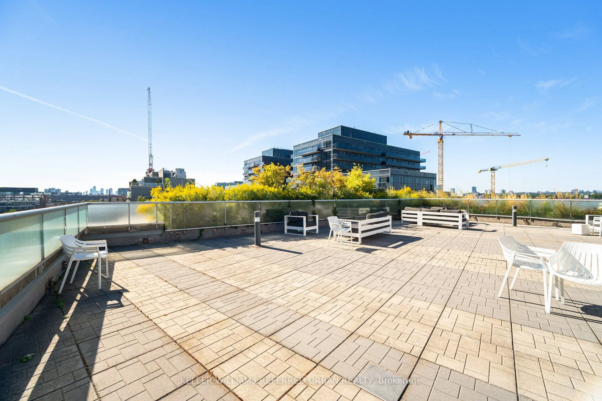 1005 King Street W, #414