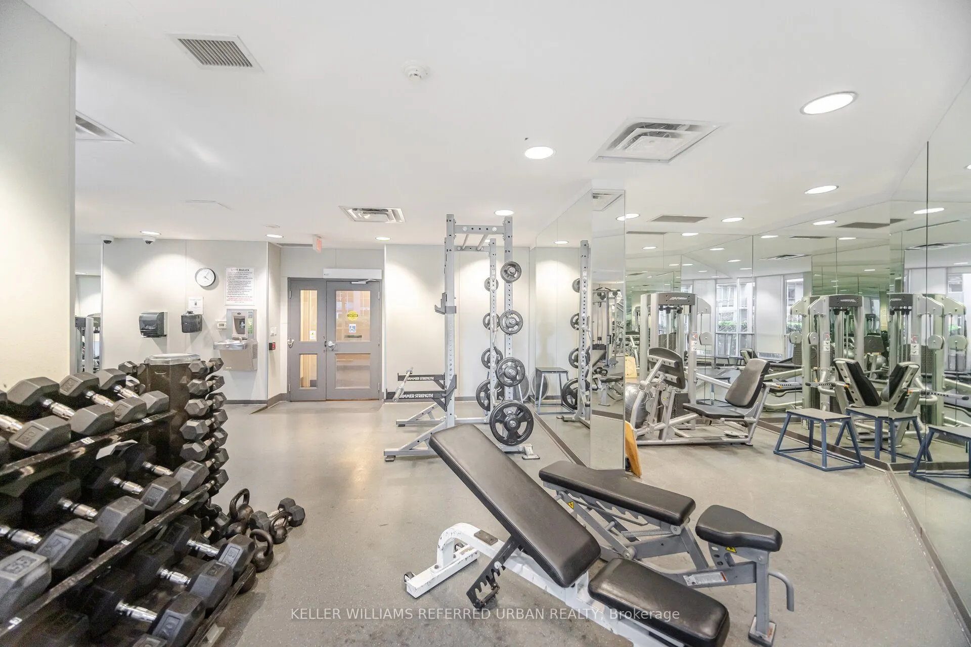 1005 King Street W, #414