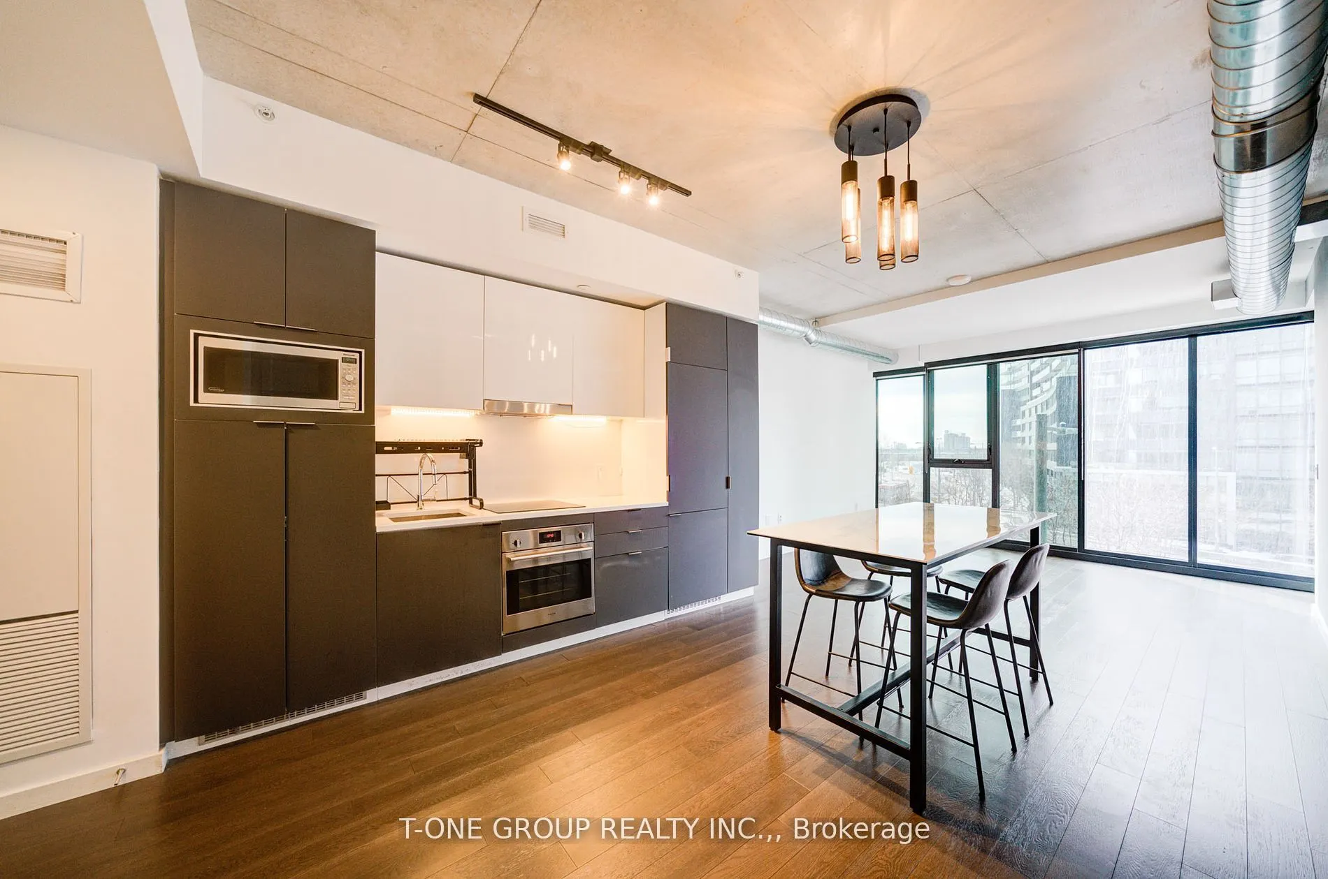 170 Bayview Avenue, #314