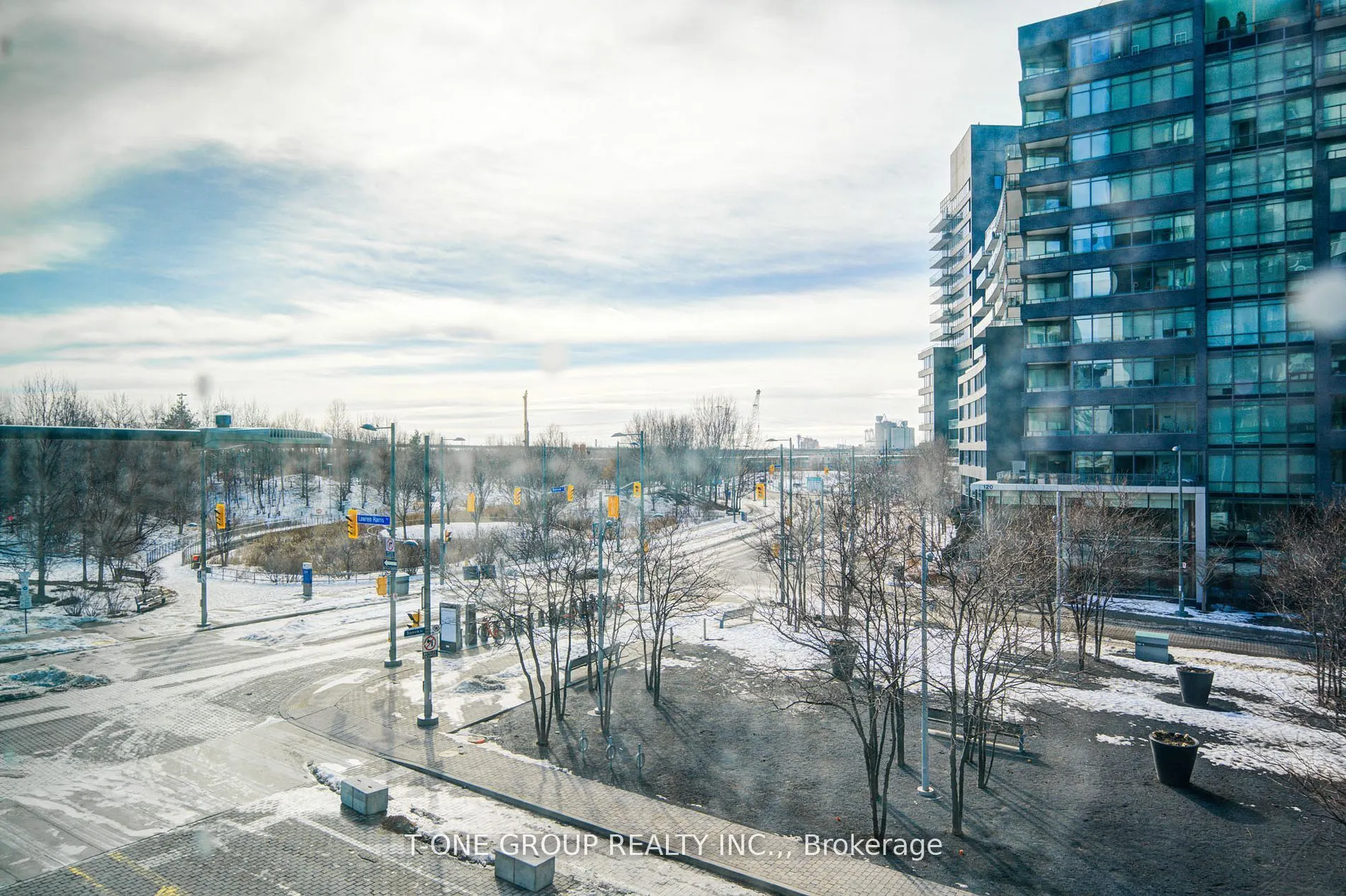 170 Bayview Avenue, #314