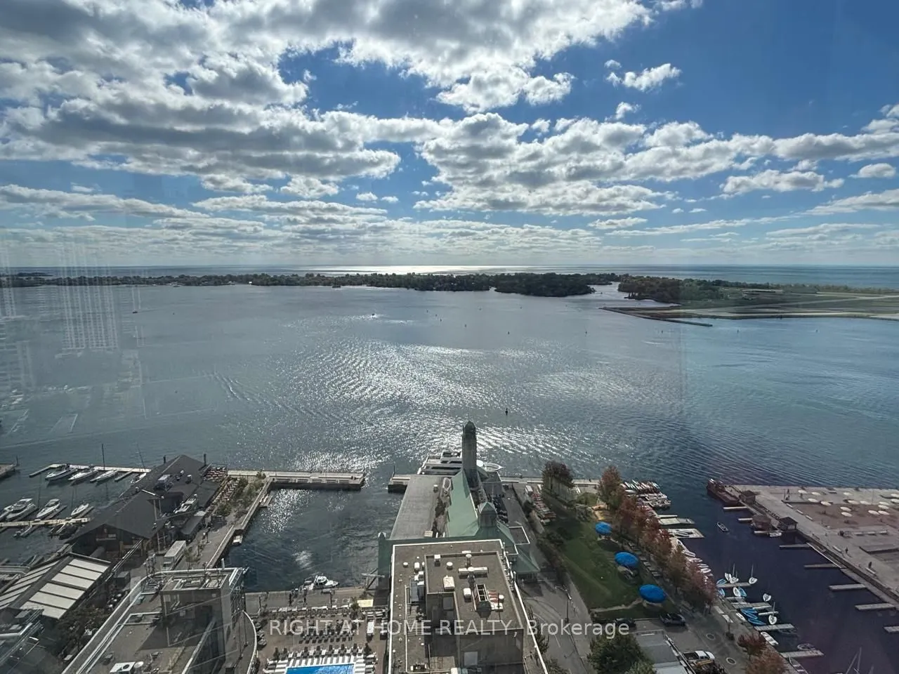 270 Queens Quay W, #3001