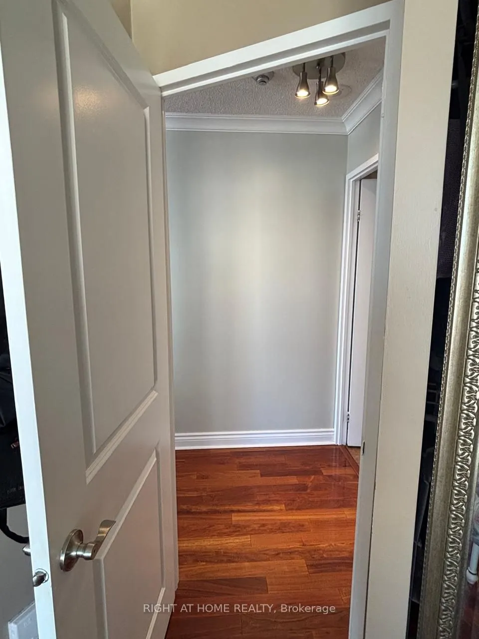 270 Queens Quay W, #3001