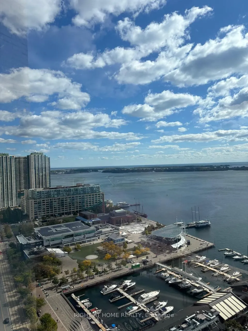 270 Queens Quay W, #3001