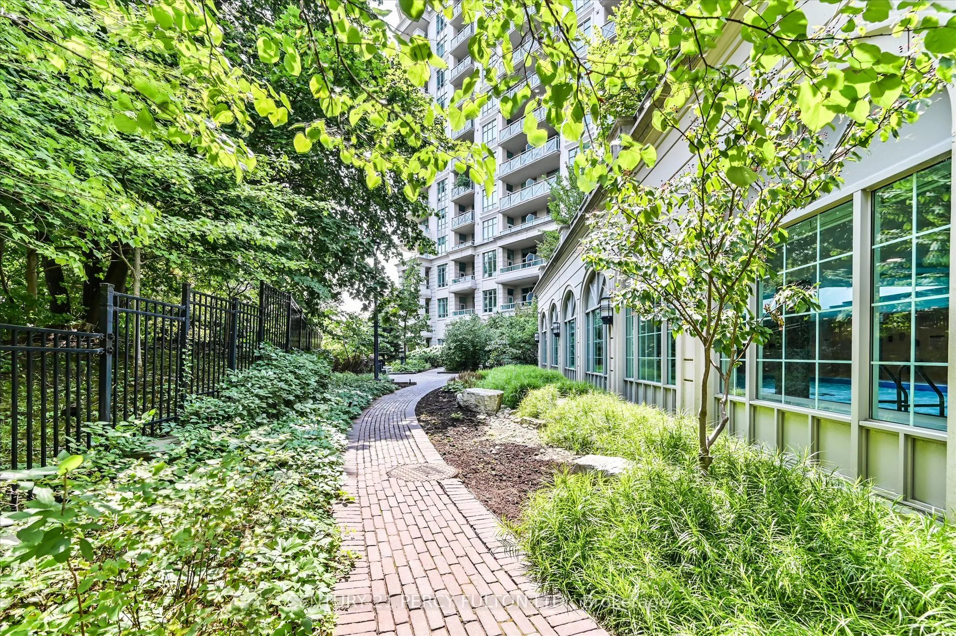 20 Bloorview Place, #317