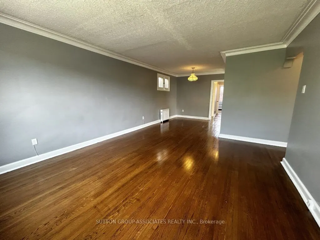 131 Kenwood Avenue, #3