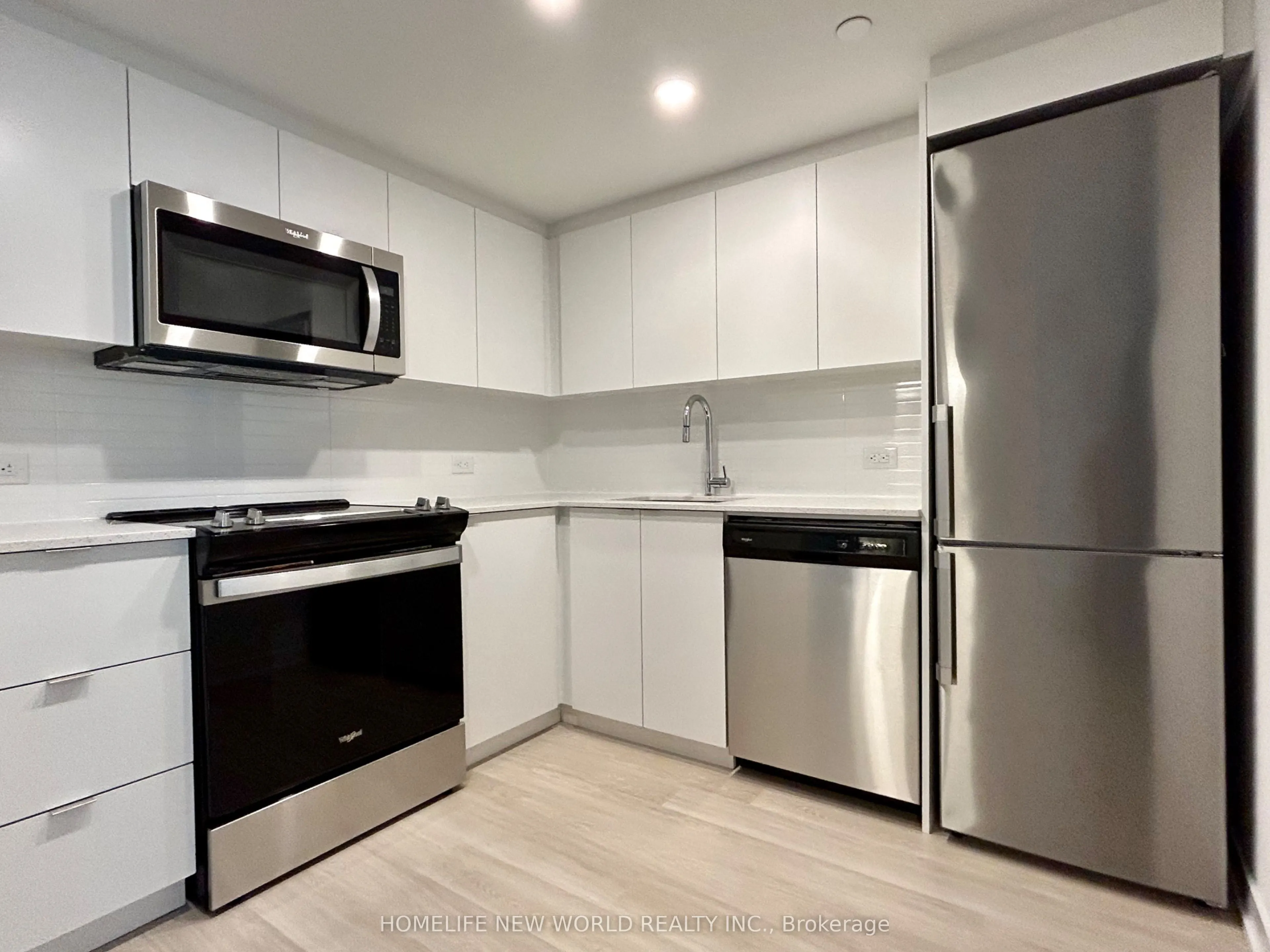 30 Tretti Way, #611