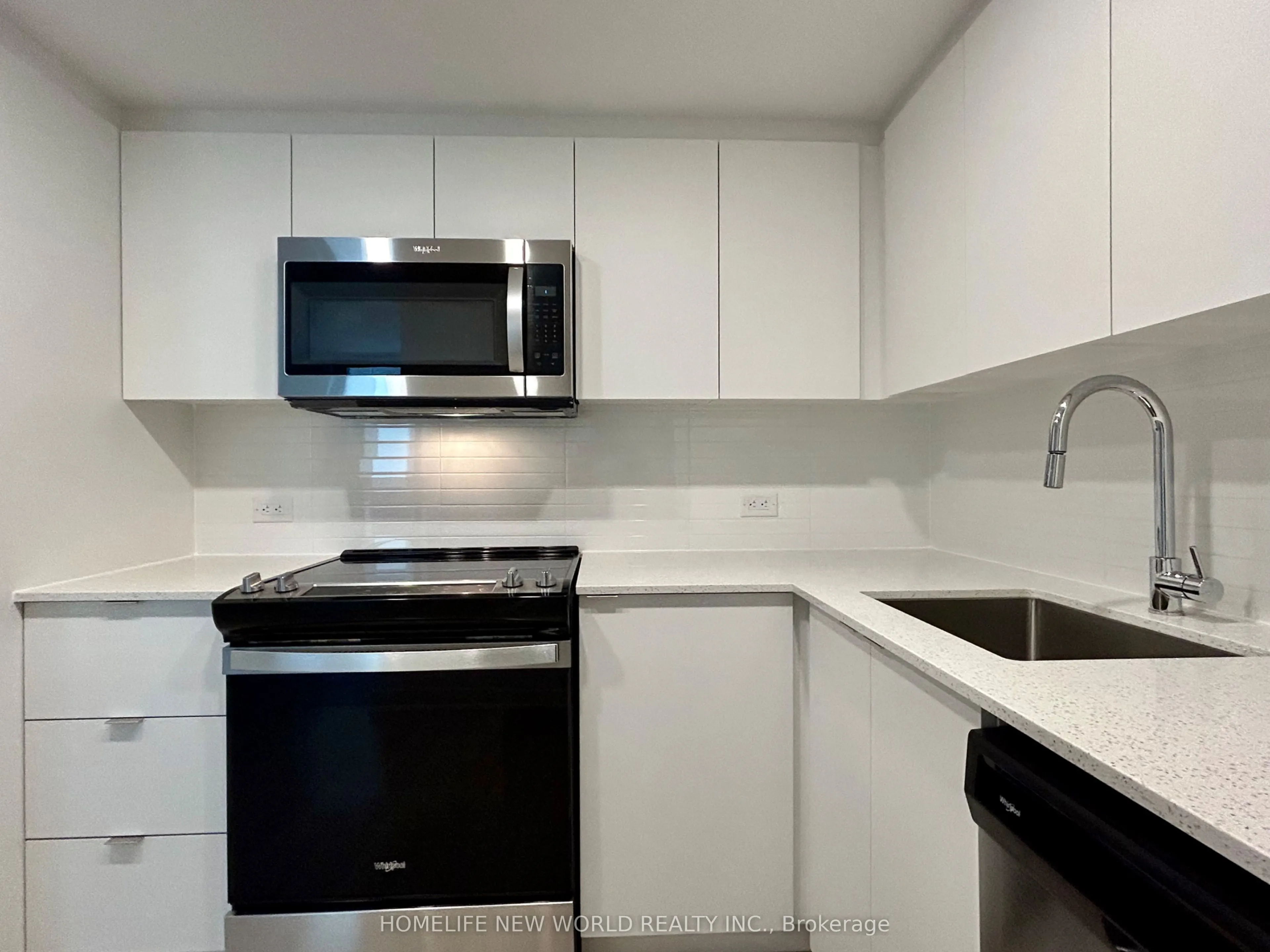 30 Tretti Way, #611