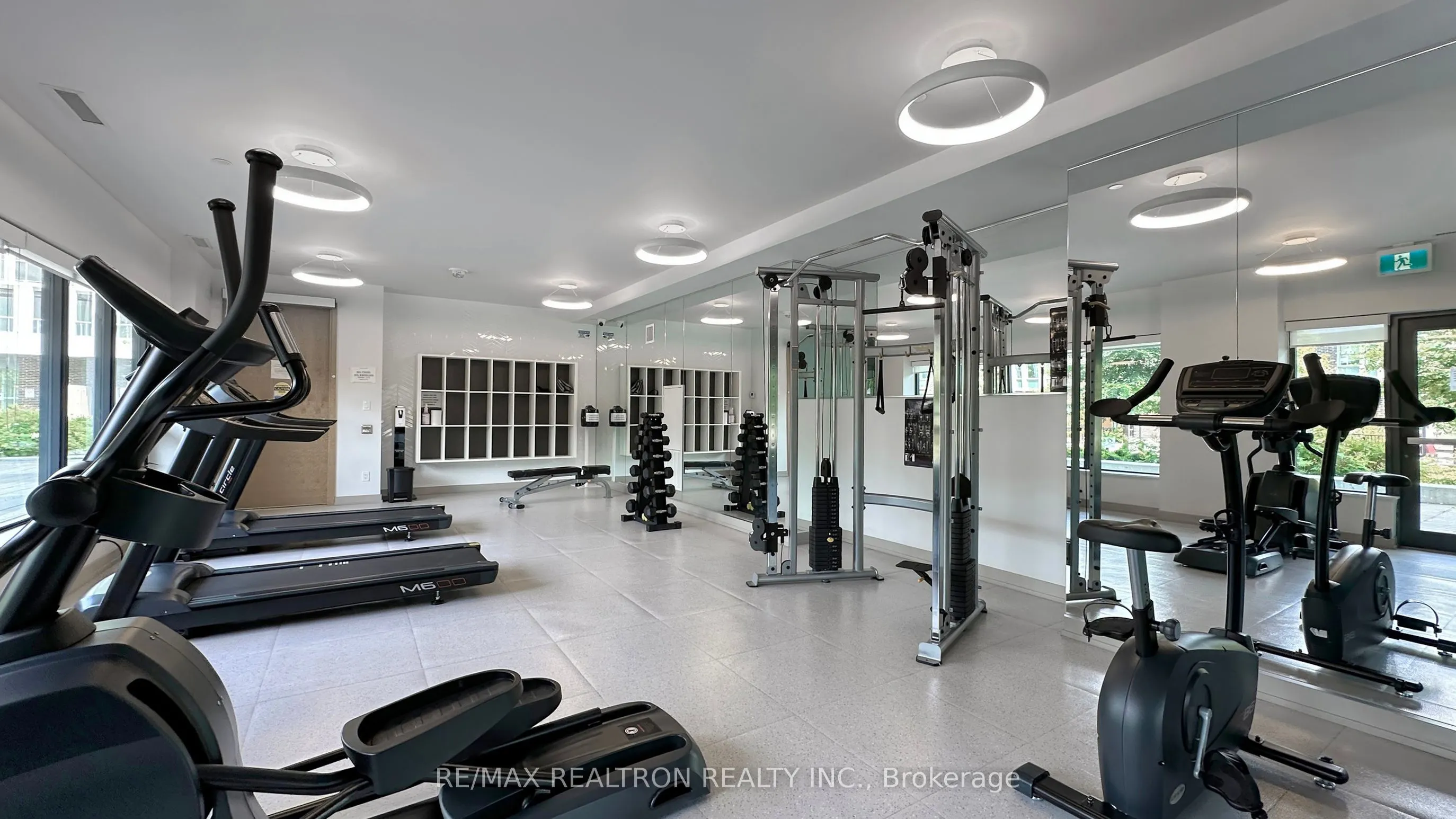 180 Fairview Mall Drive, #1605