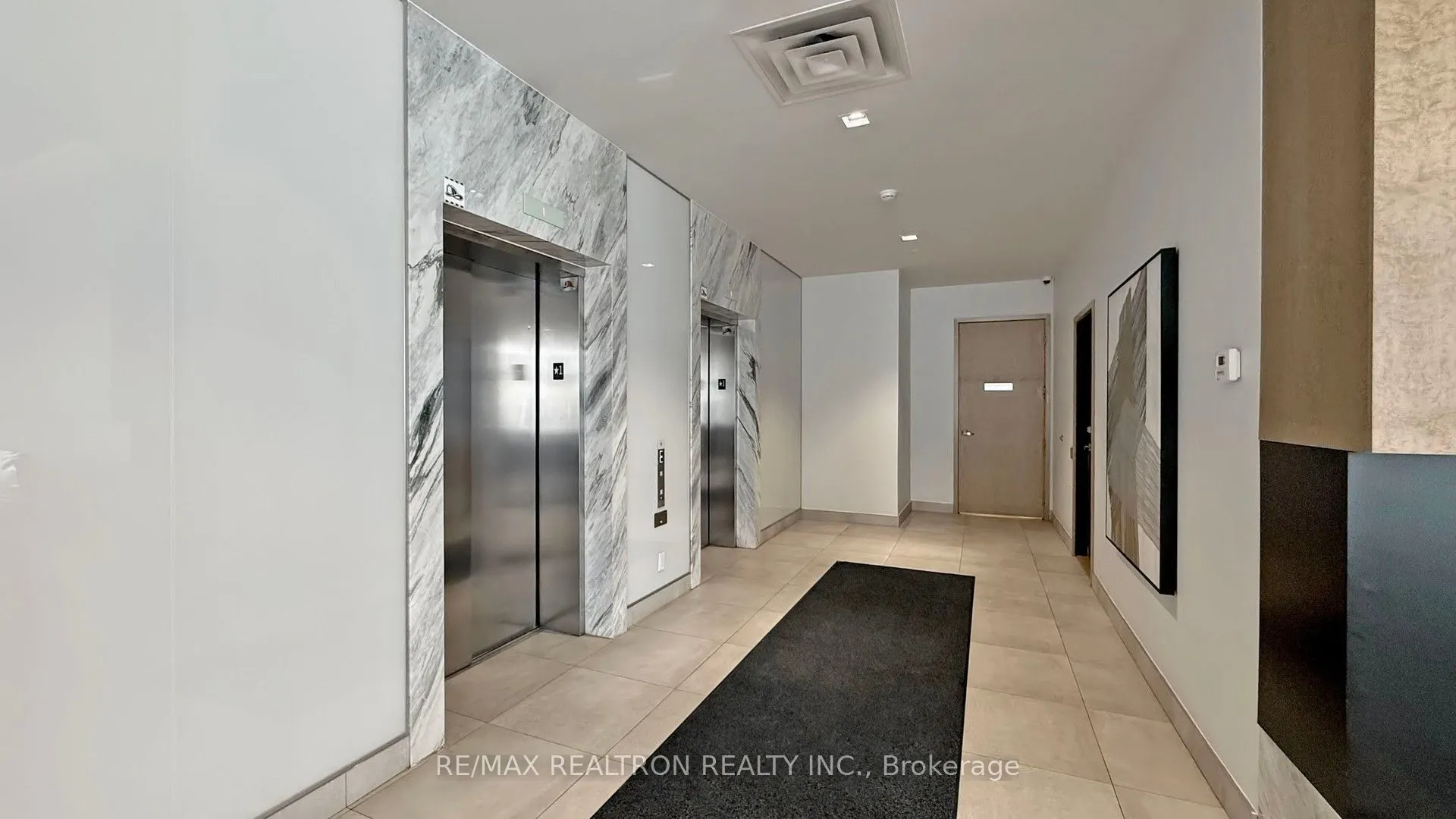 180 Fairview Mall Drive, #1605