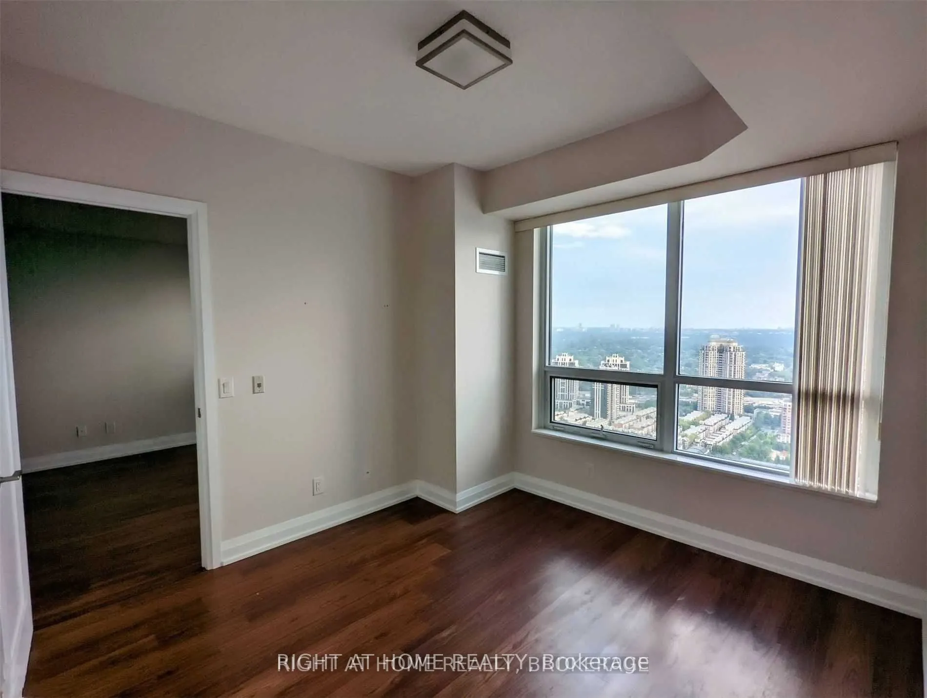 5 Sheppard Avenue E, #3816