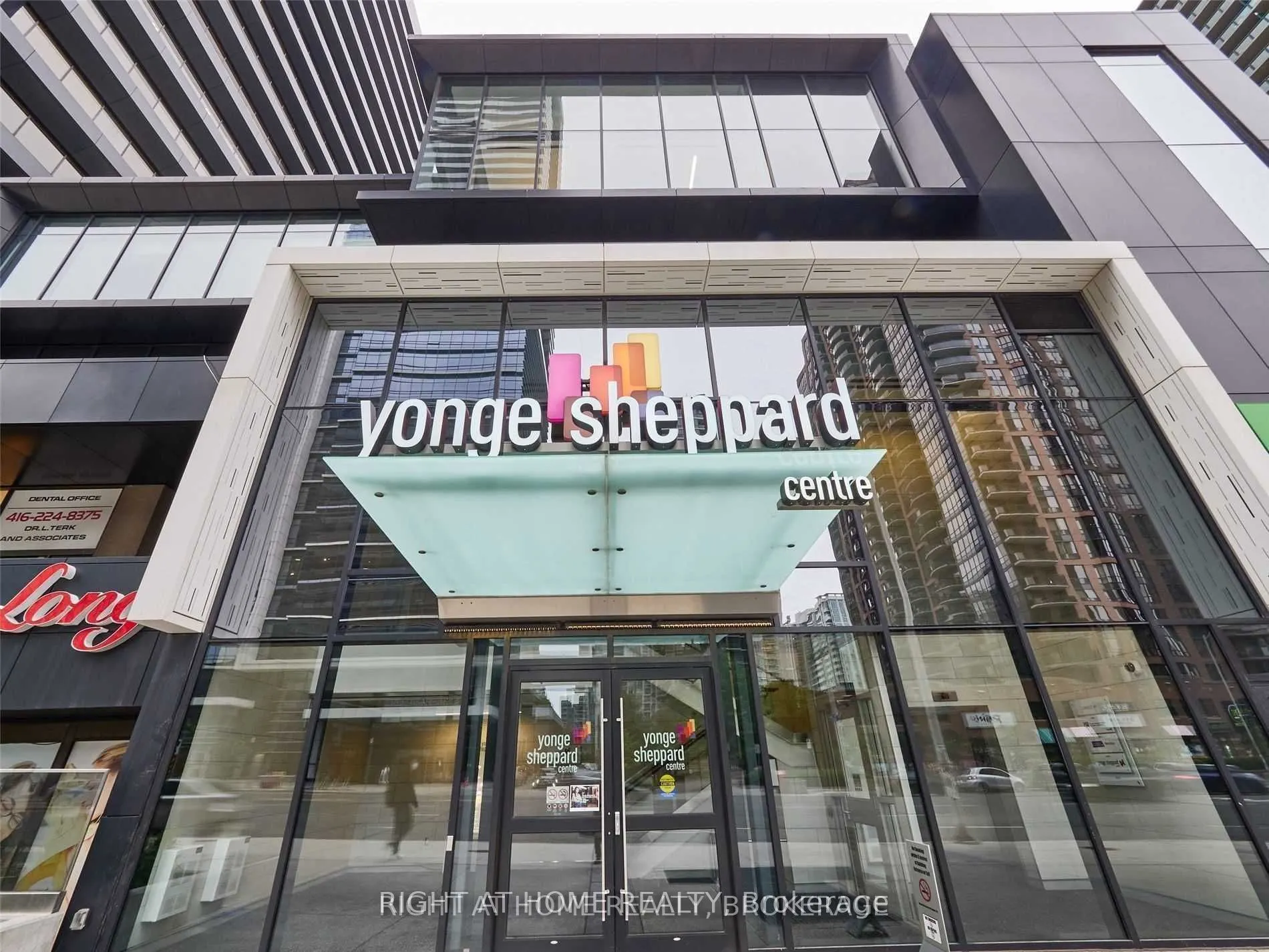 5 Sheppard Avenue E, #3816