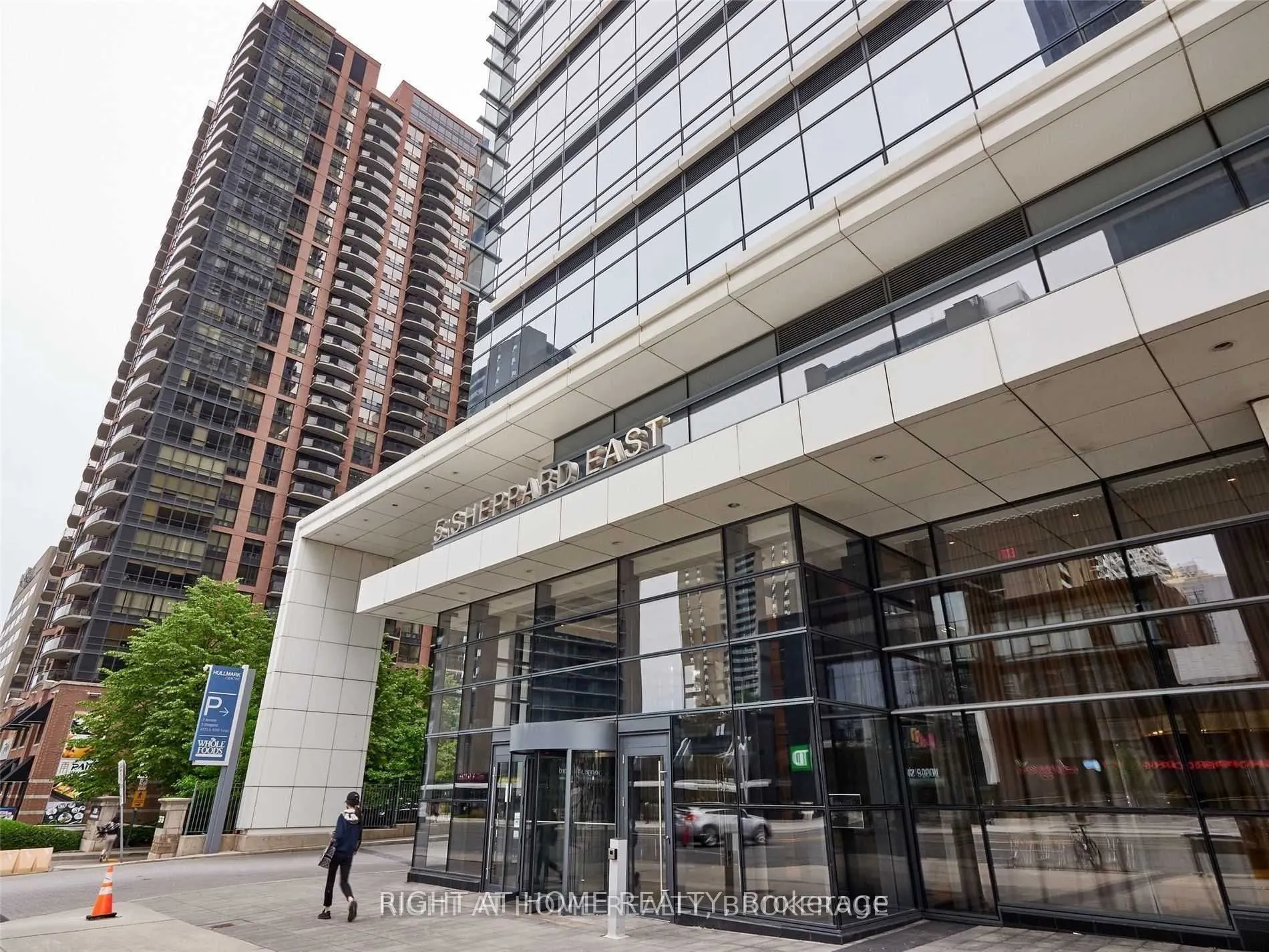 5 Sheppard Avenue E, #3816