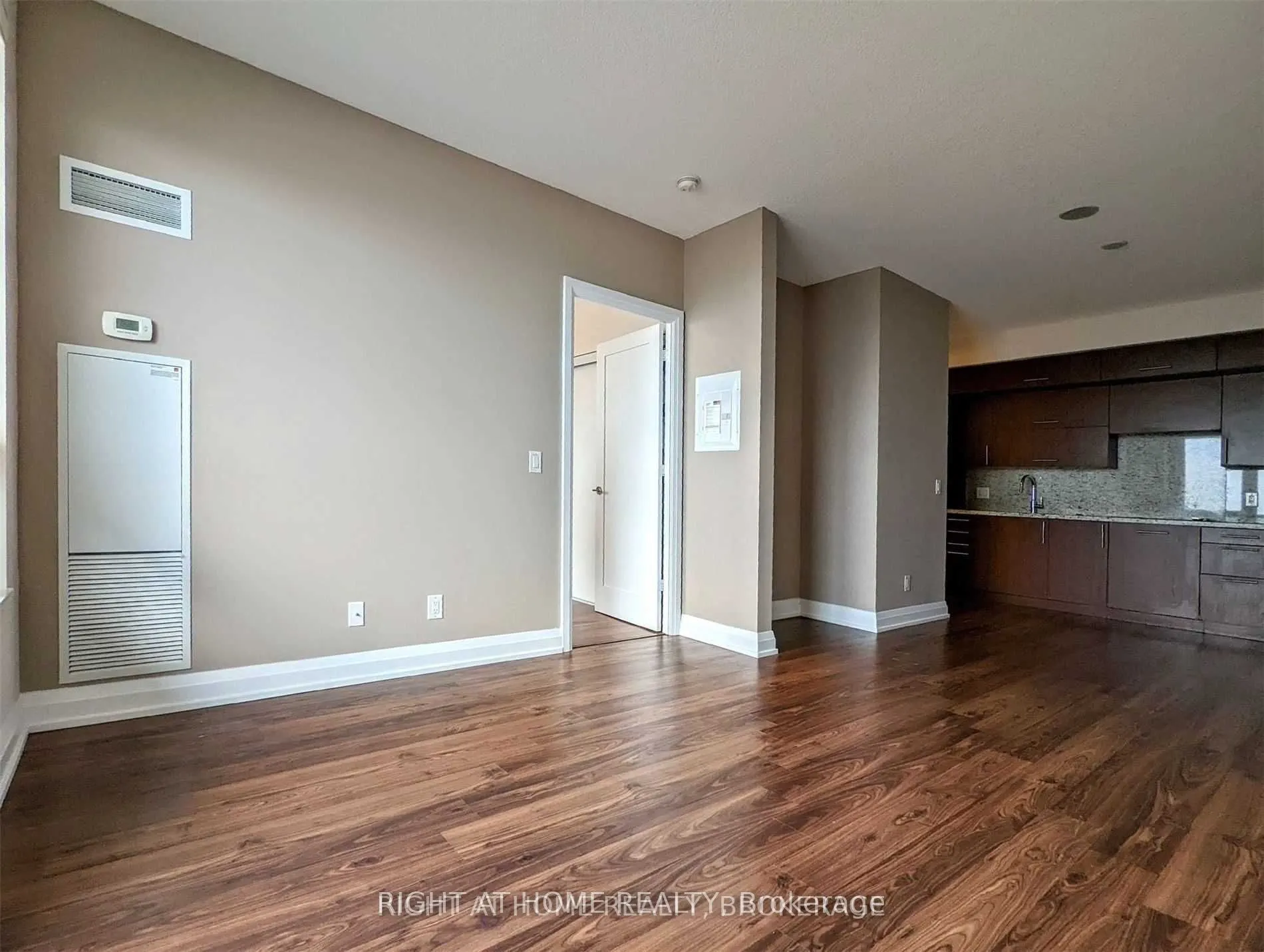 5 Sheppard Avenue E, #3816