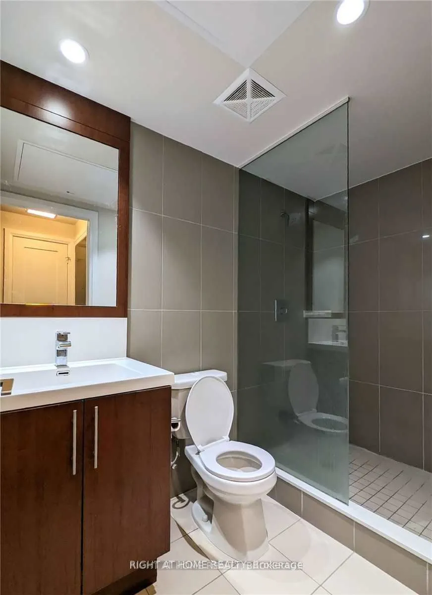 5 Sheppard Avenue E, #3816