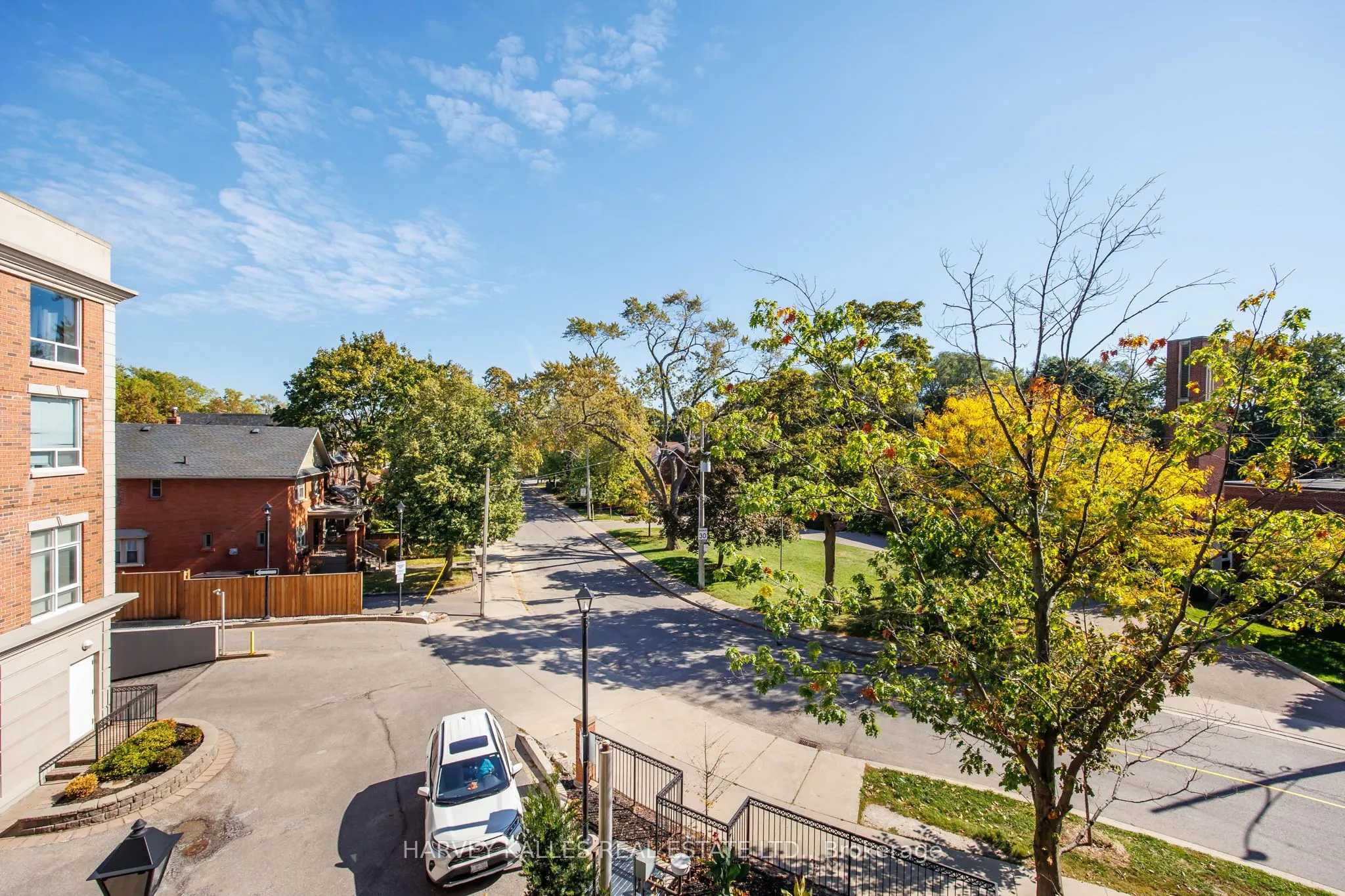 18 Wanless Avenue, #302