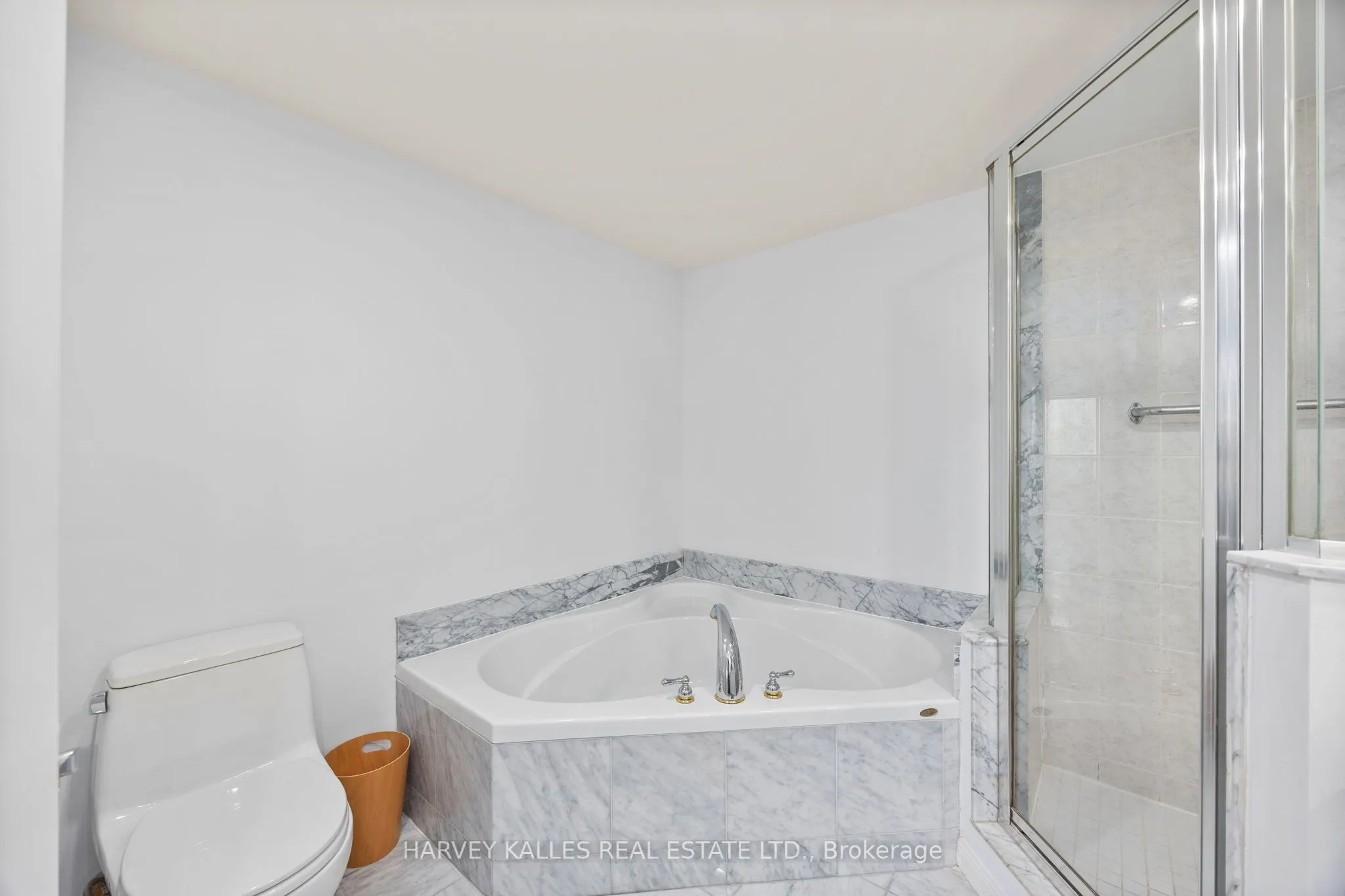 18 Wanless Avenue, #302