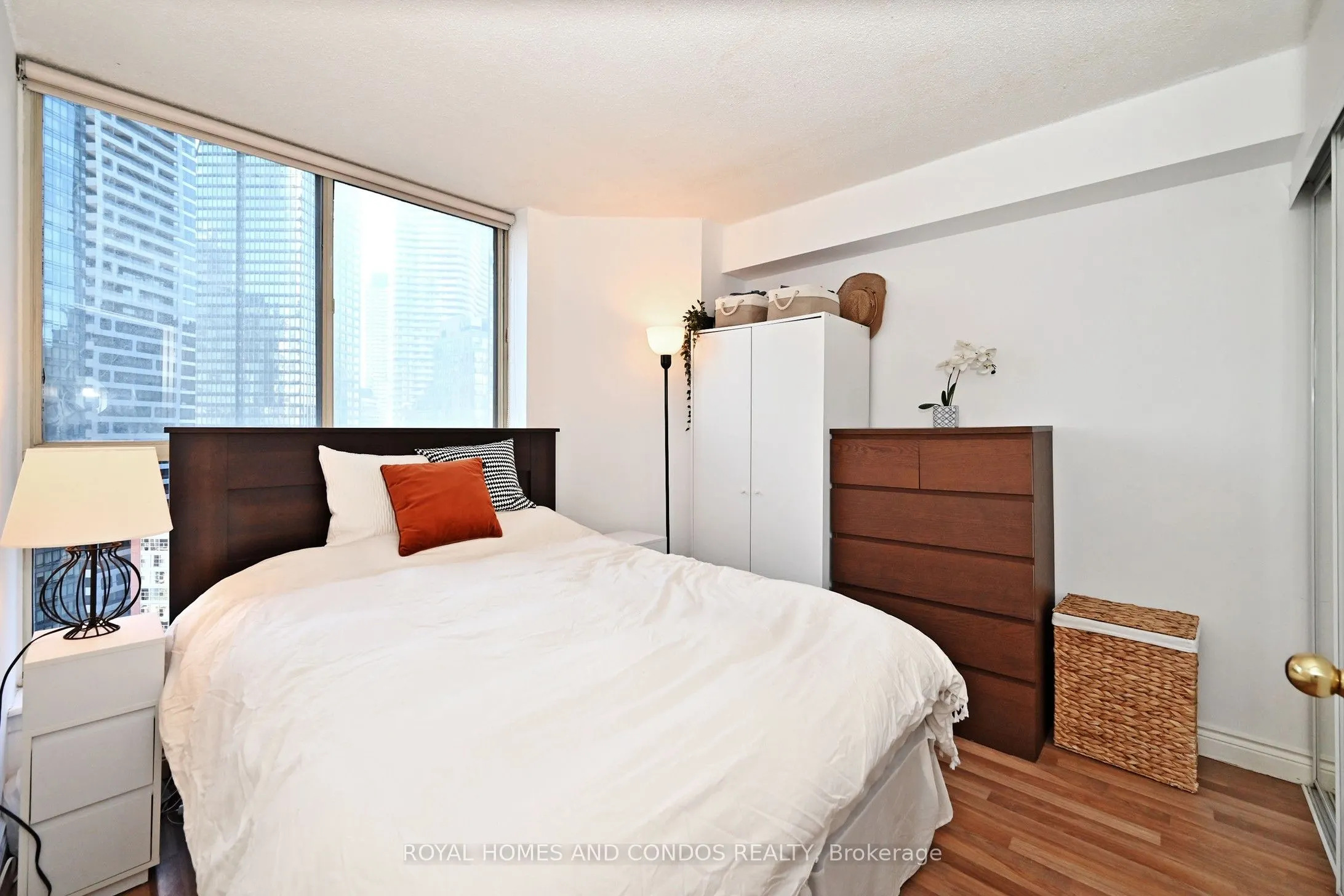 44 St Joseph Street, #2008