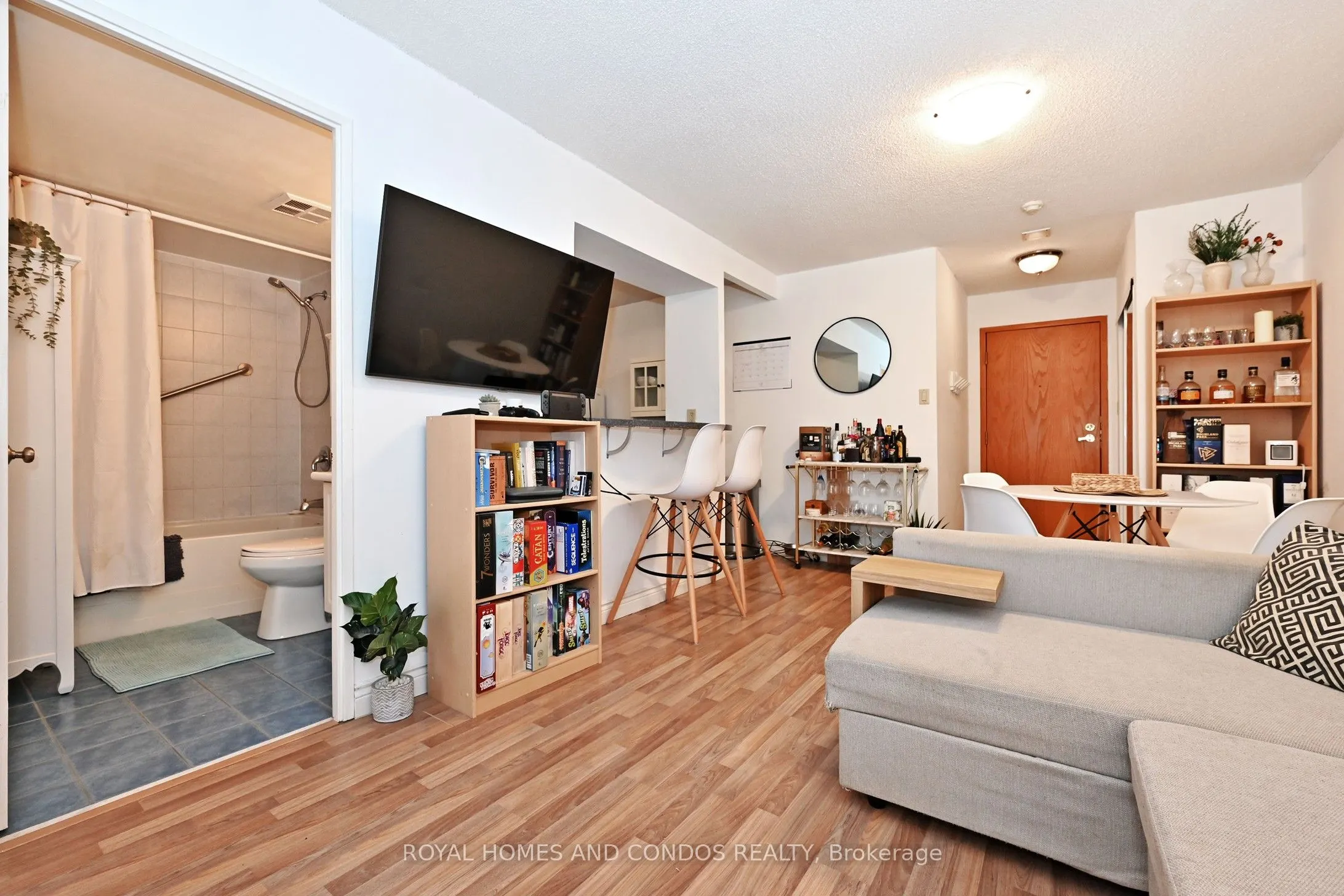 44 St Joseph Street, #2008