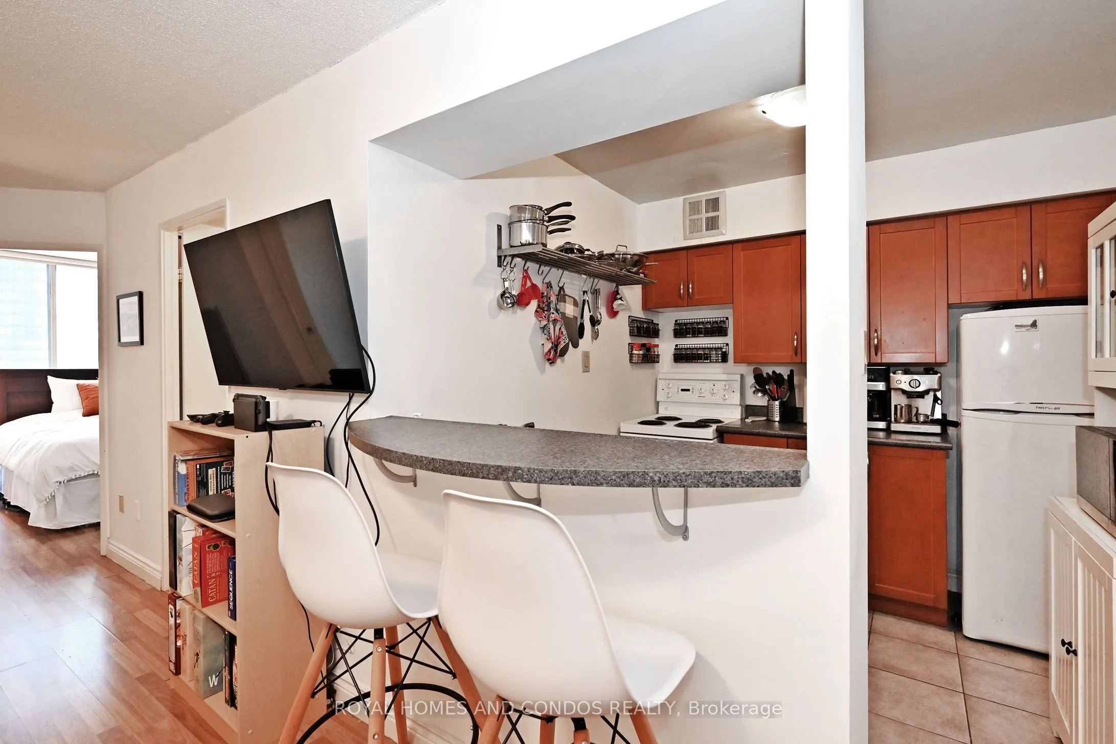 44 St Joseph Street, #2008
