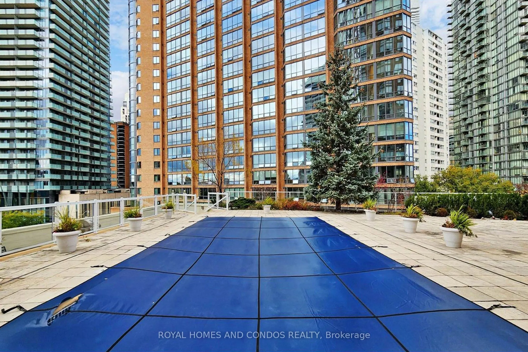 44 St Joseph Street, #2008
