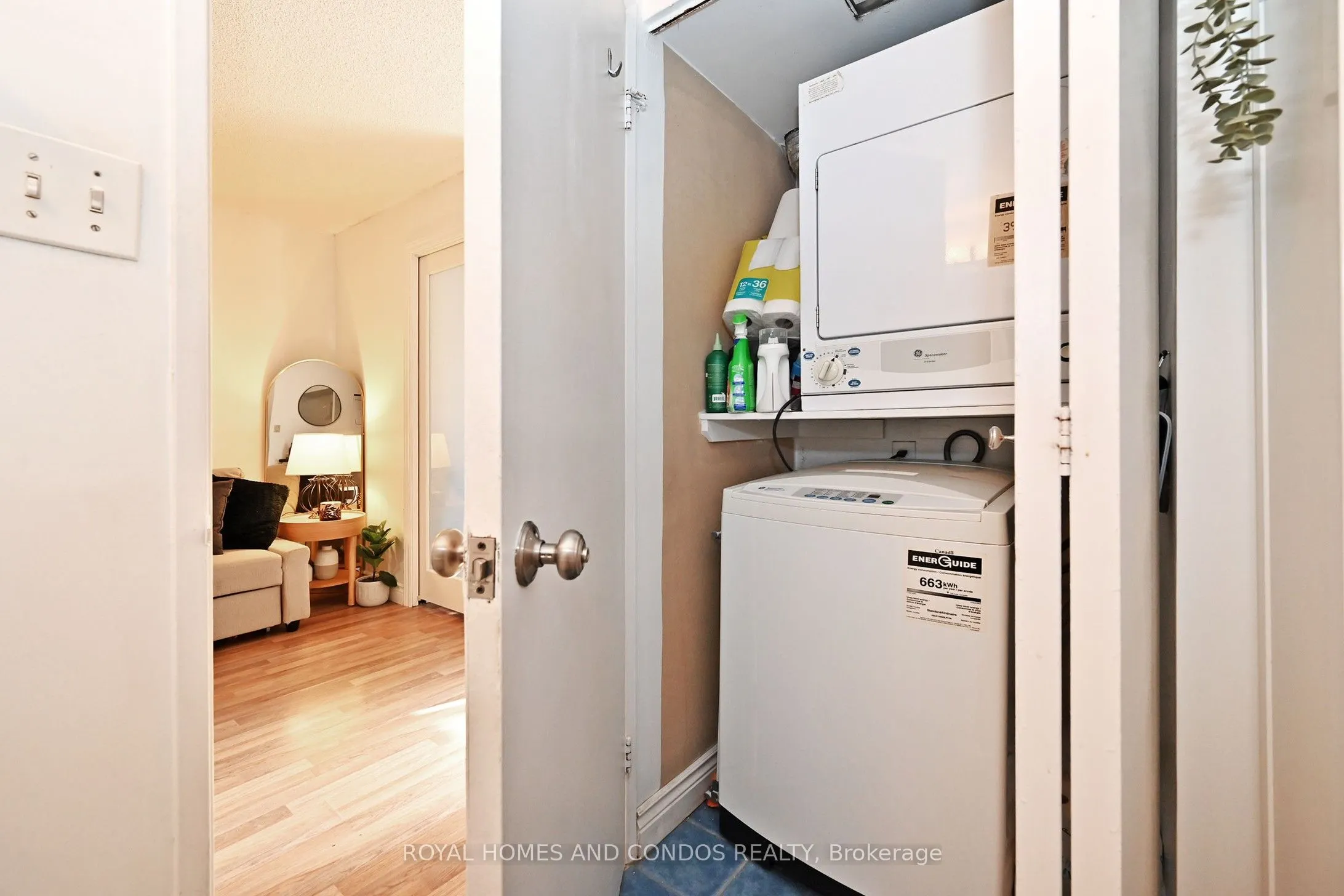 44 St Joseph Street, #2008