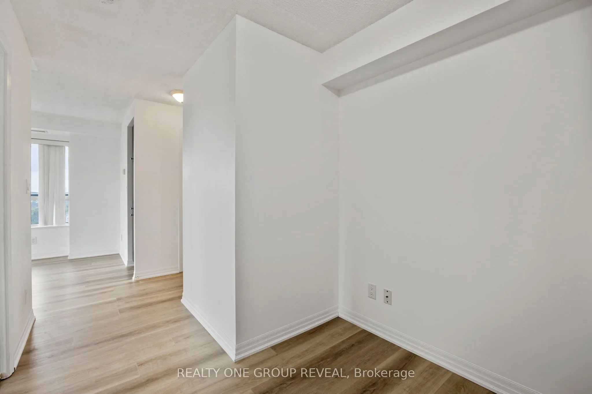 2015 Sheppard Avenue E