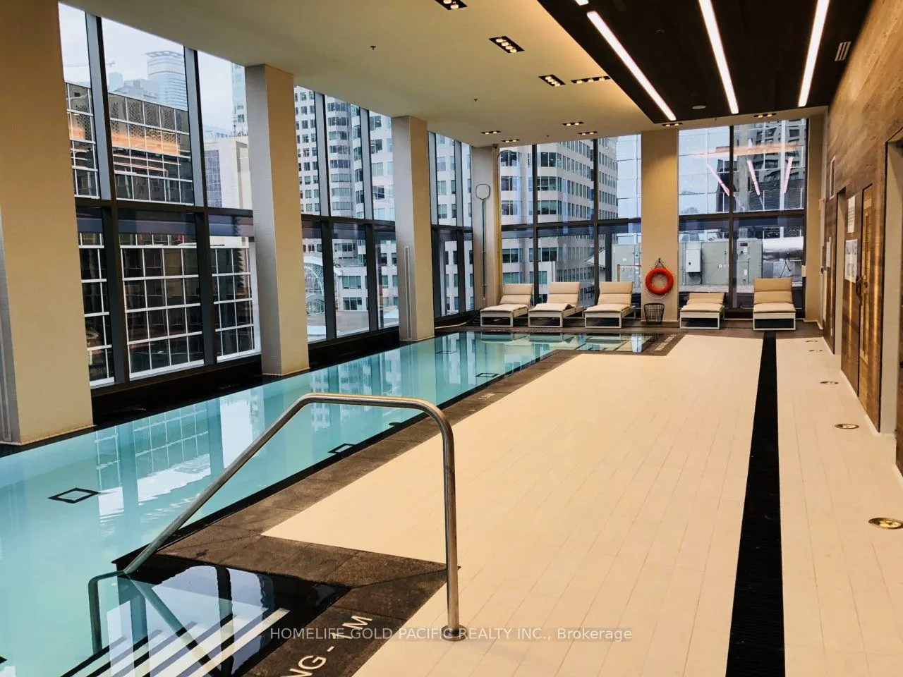 88 Scott Street, #205