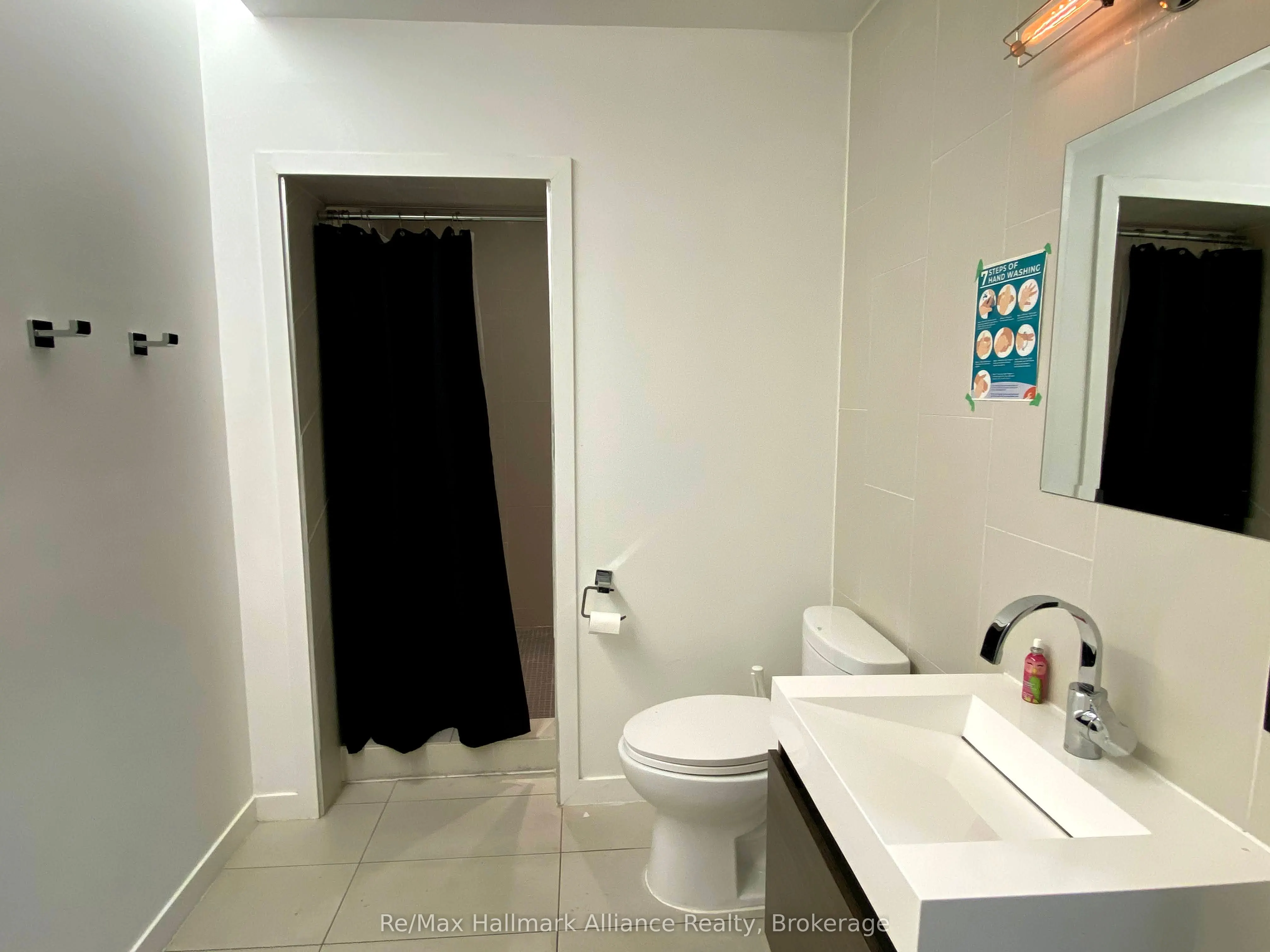 100 Sunrise Avenue, #106b