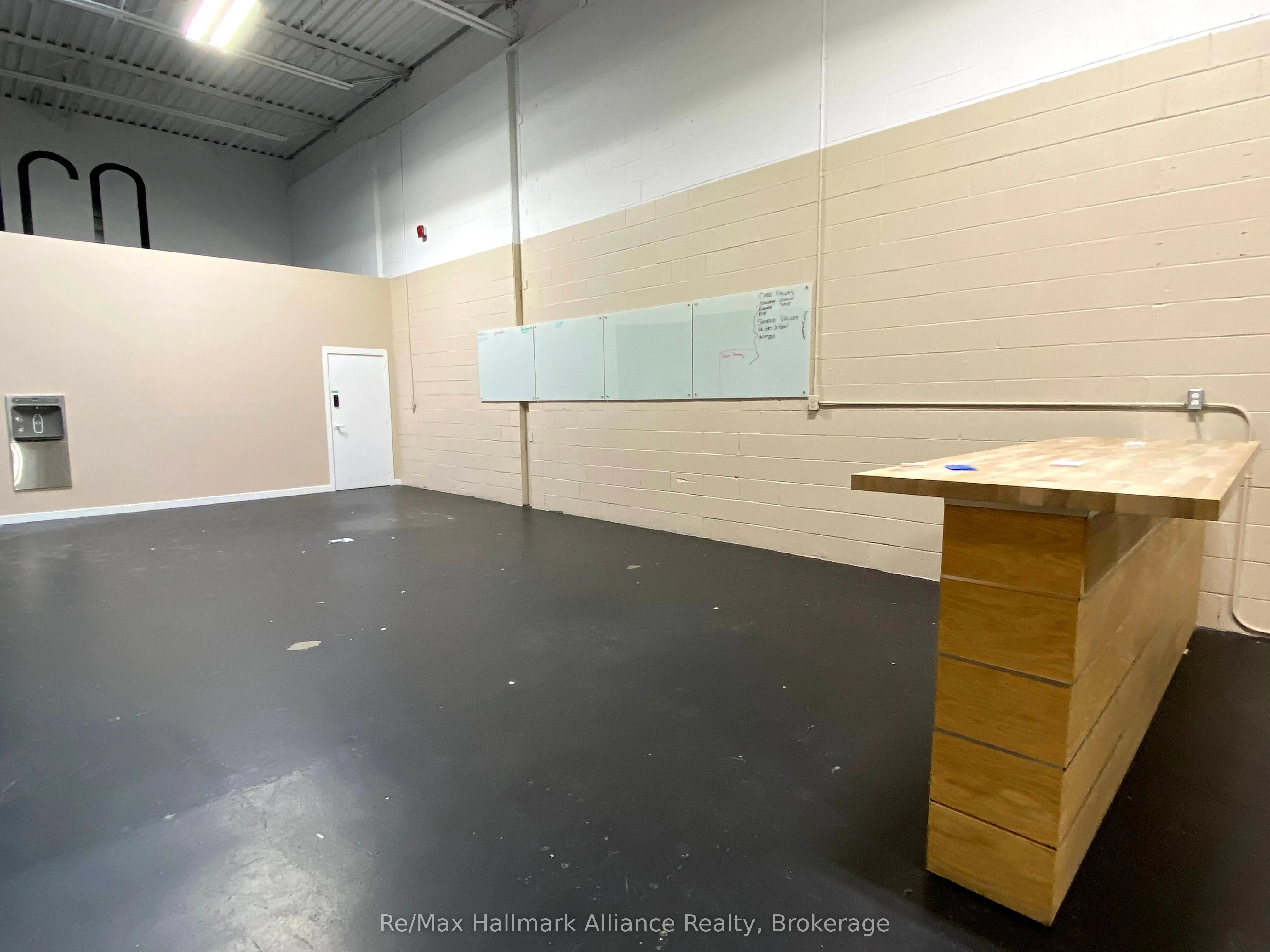 100 Sunrise Avenue, #106b