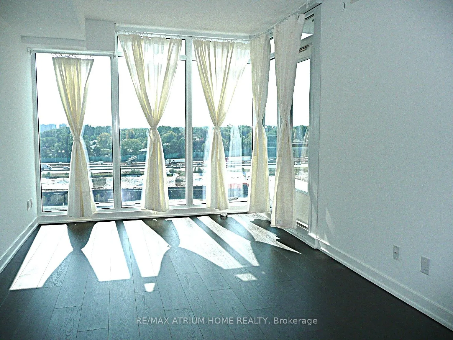 72 Esther Shiner Boulevard, #1105