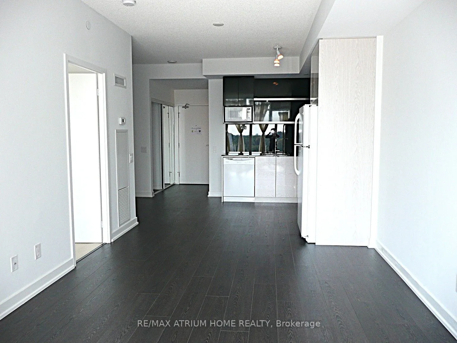 72 Esther Shiner Boulevard, #1105
