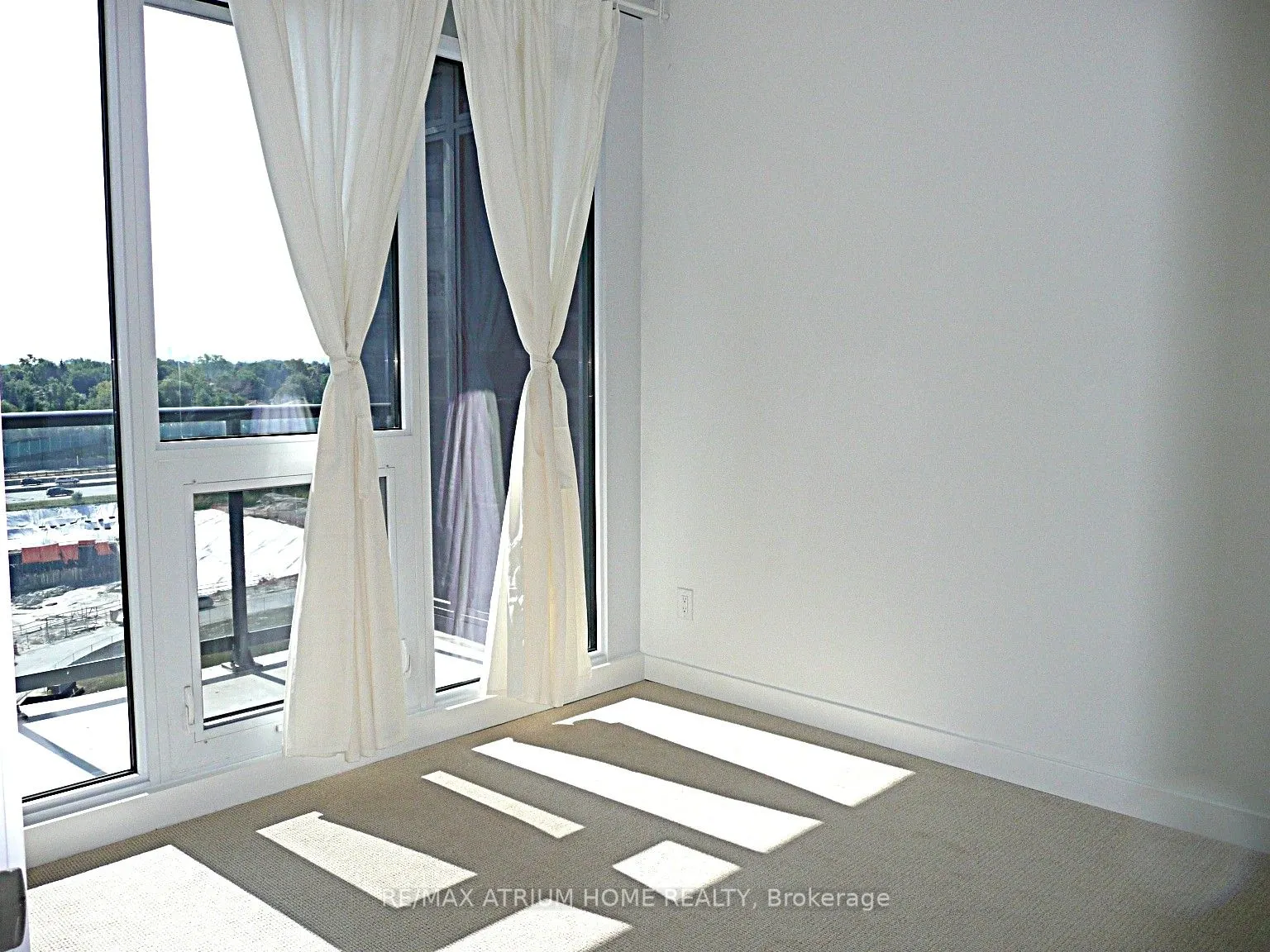 72 Esther Shiner Boulevard, #1105