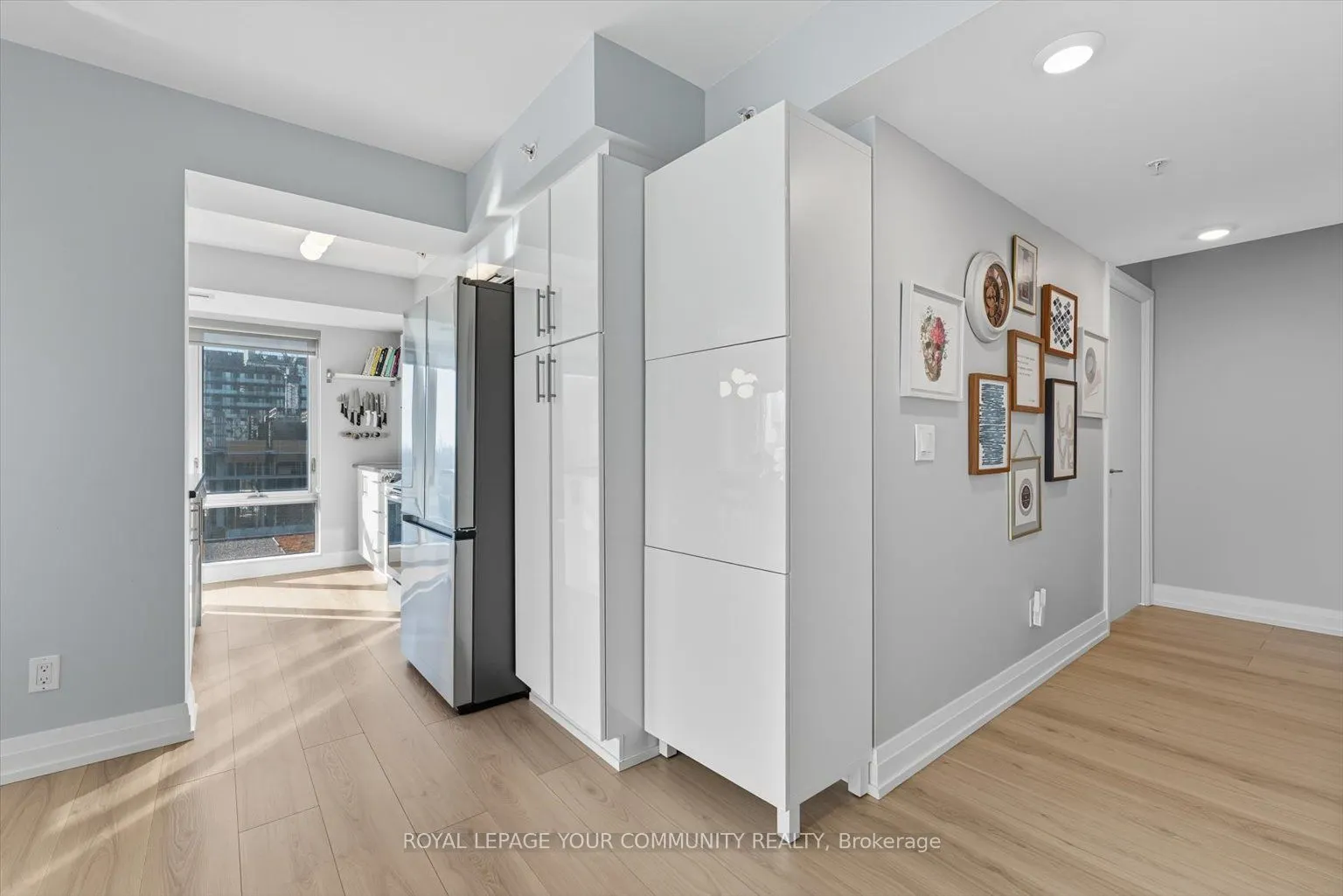 555 Wilson Avenue, #1107E