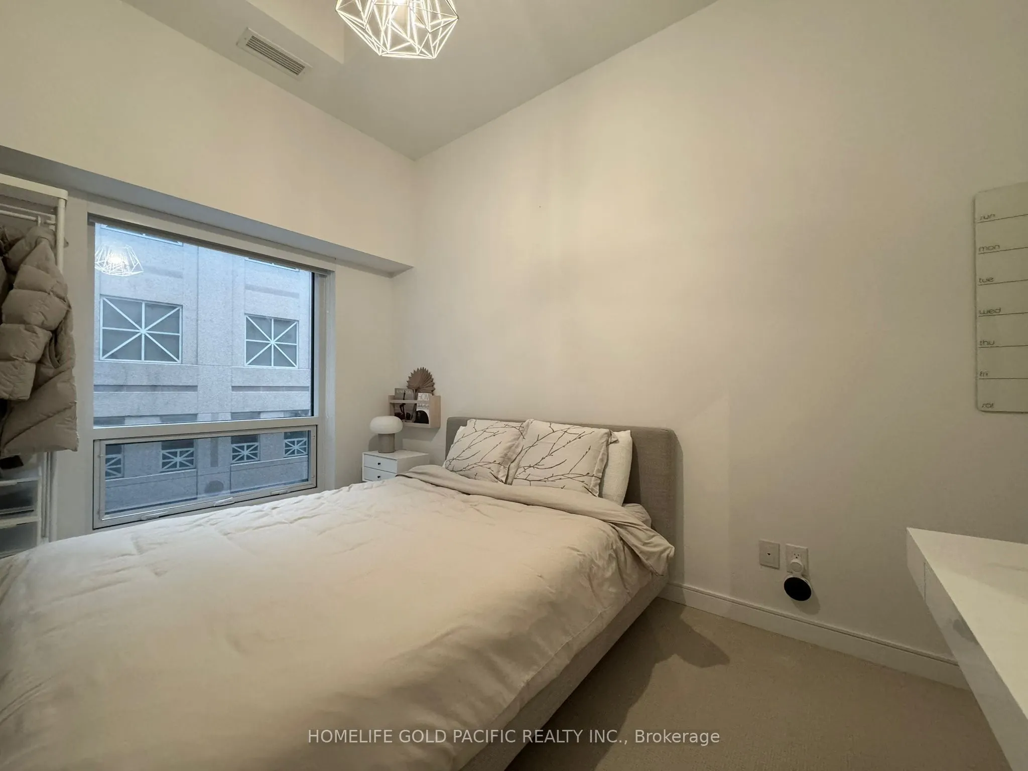 88 Scott Street, #205