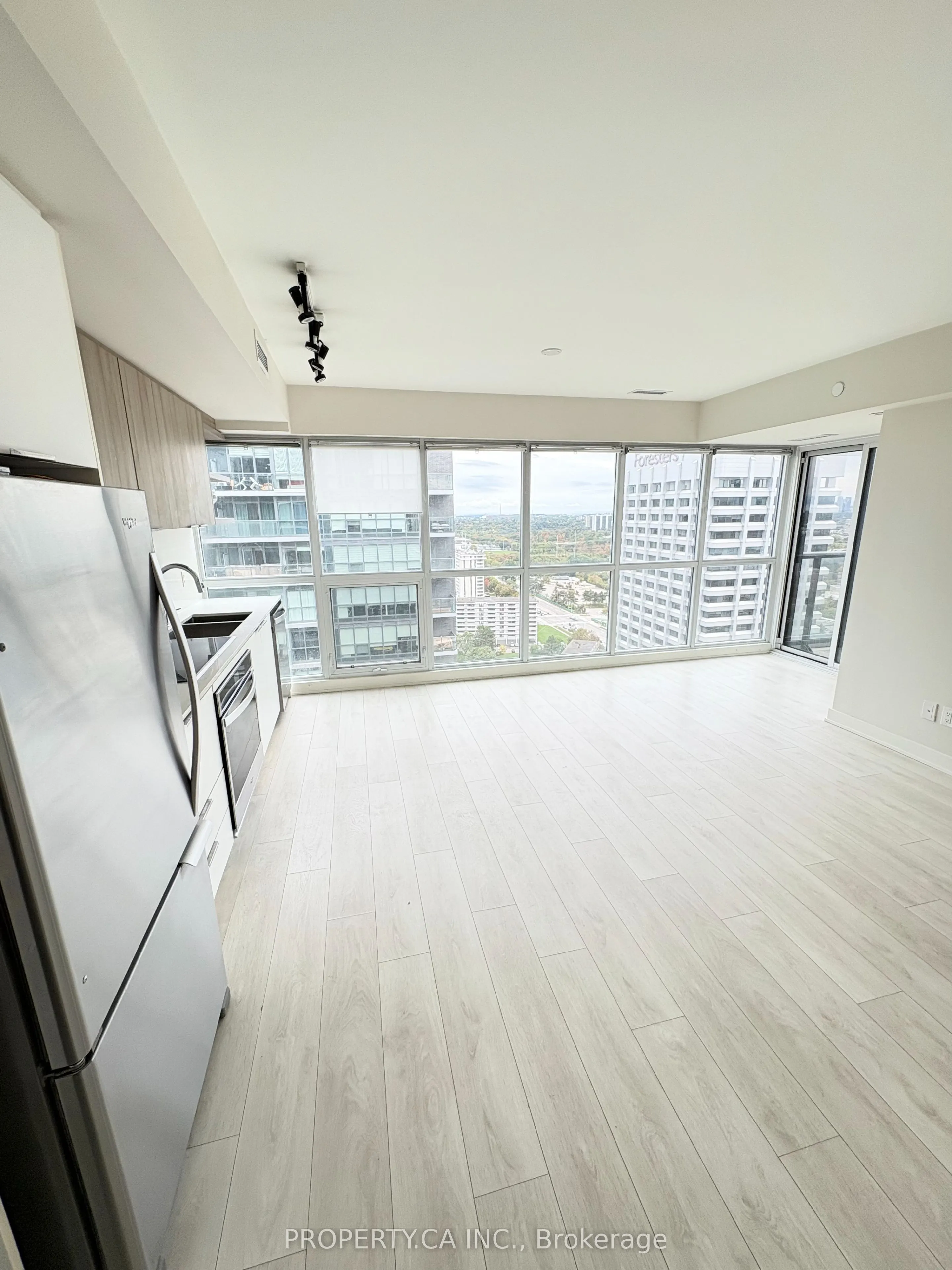6 Sonic Way, #N2809