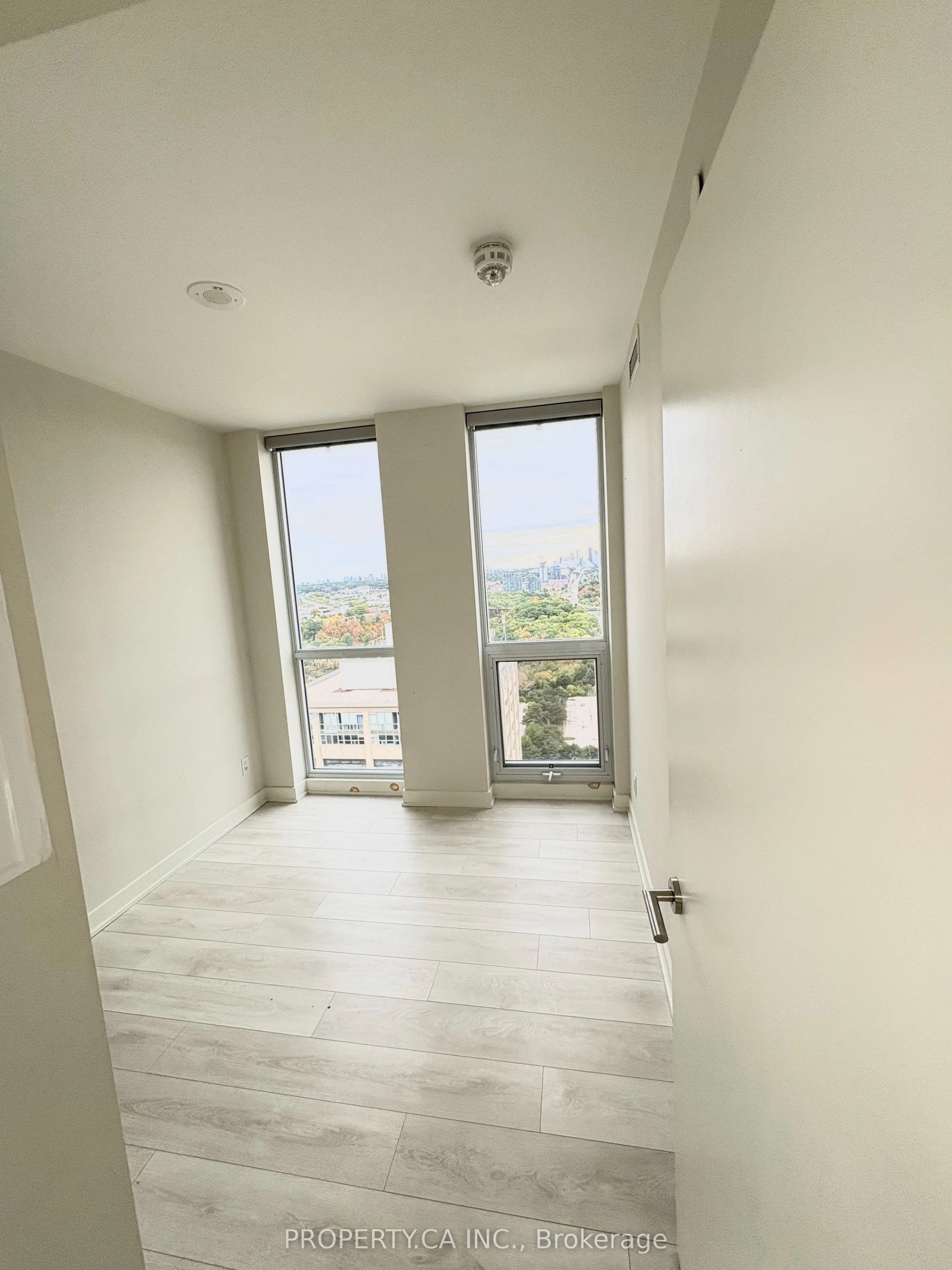 6 Sonic Way, #N2809