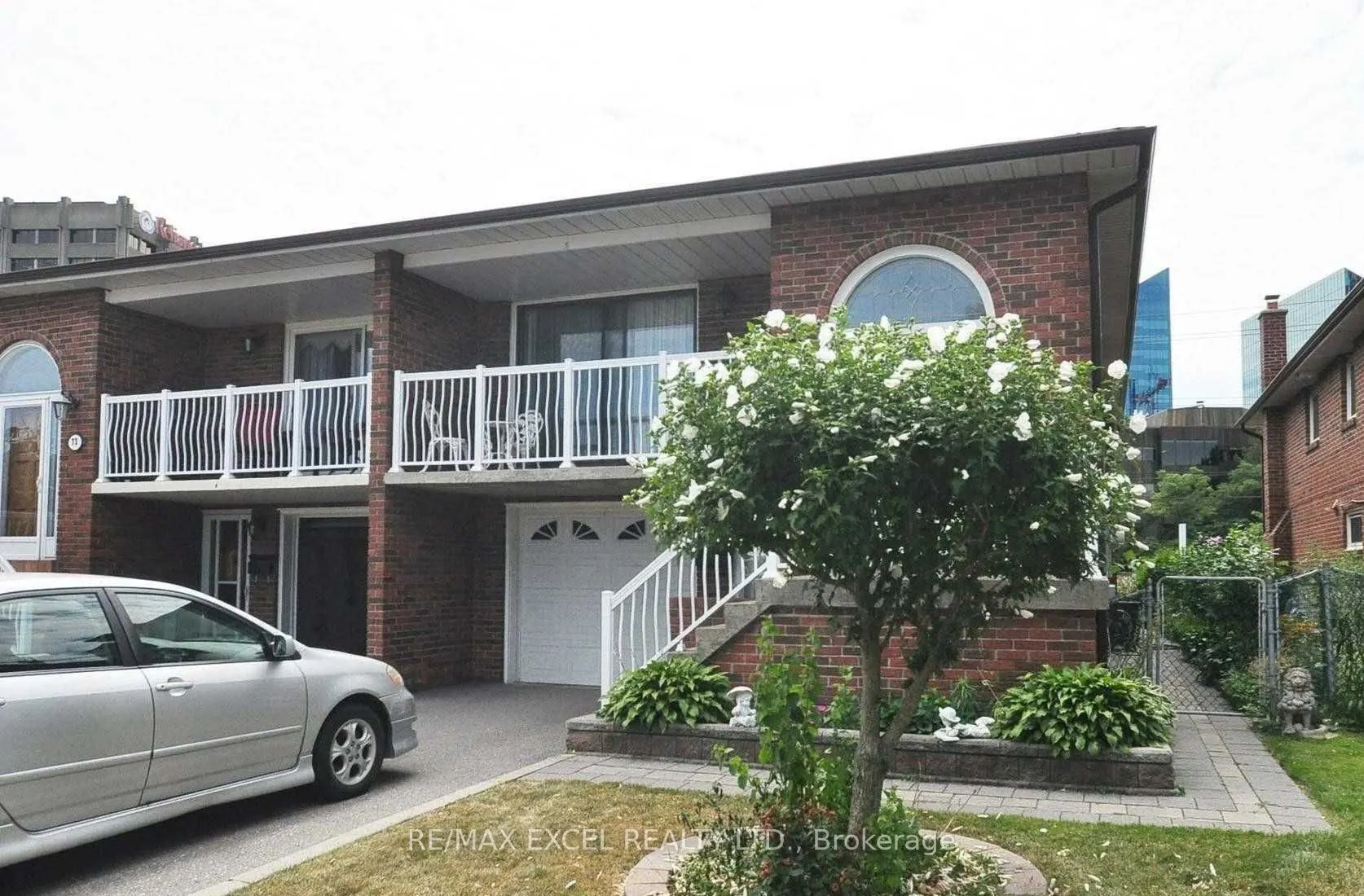 71 Hickorynut Drive, #Lower