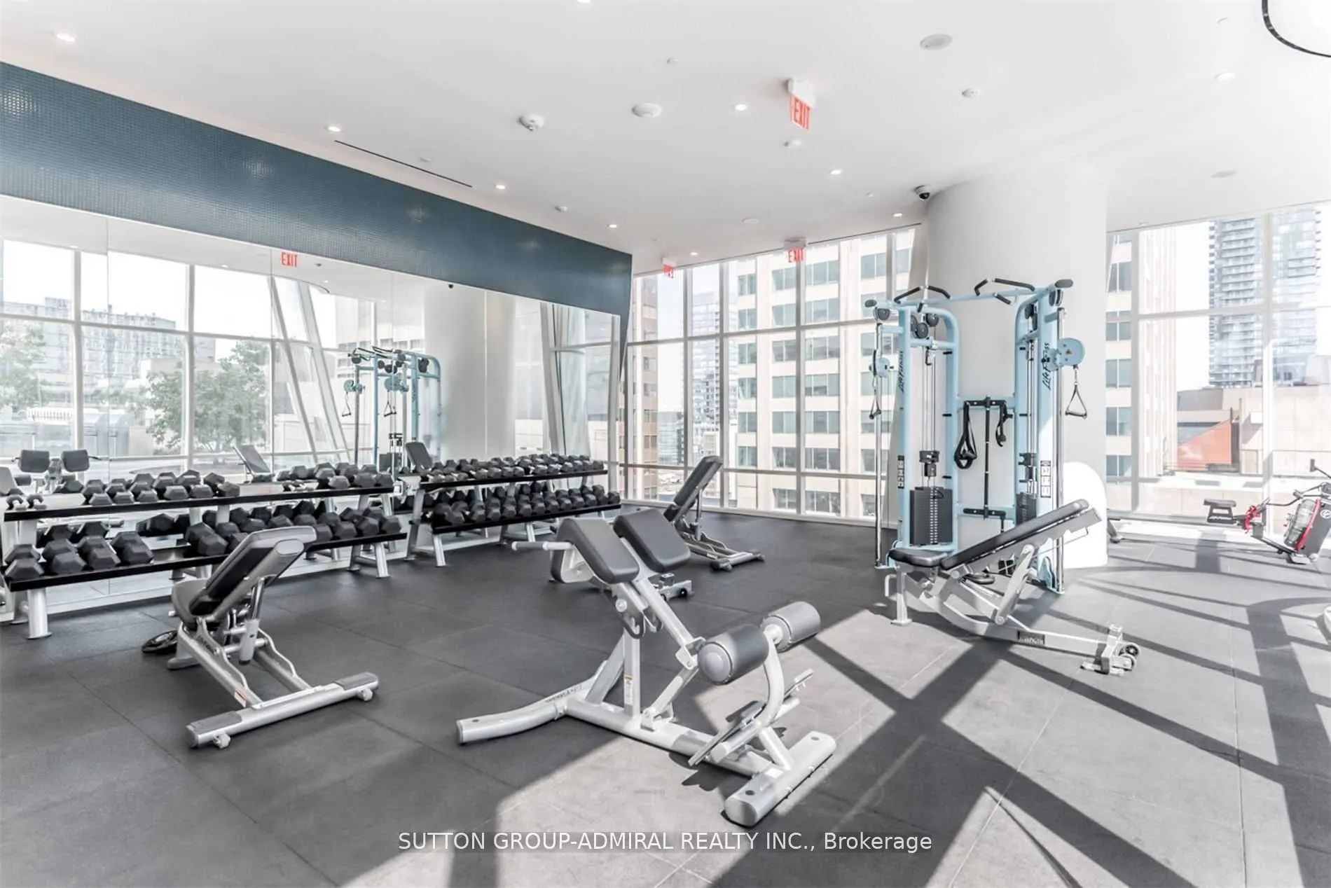 1 Bloor Street E, #1012