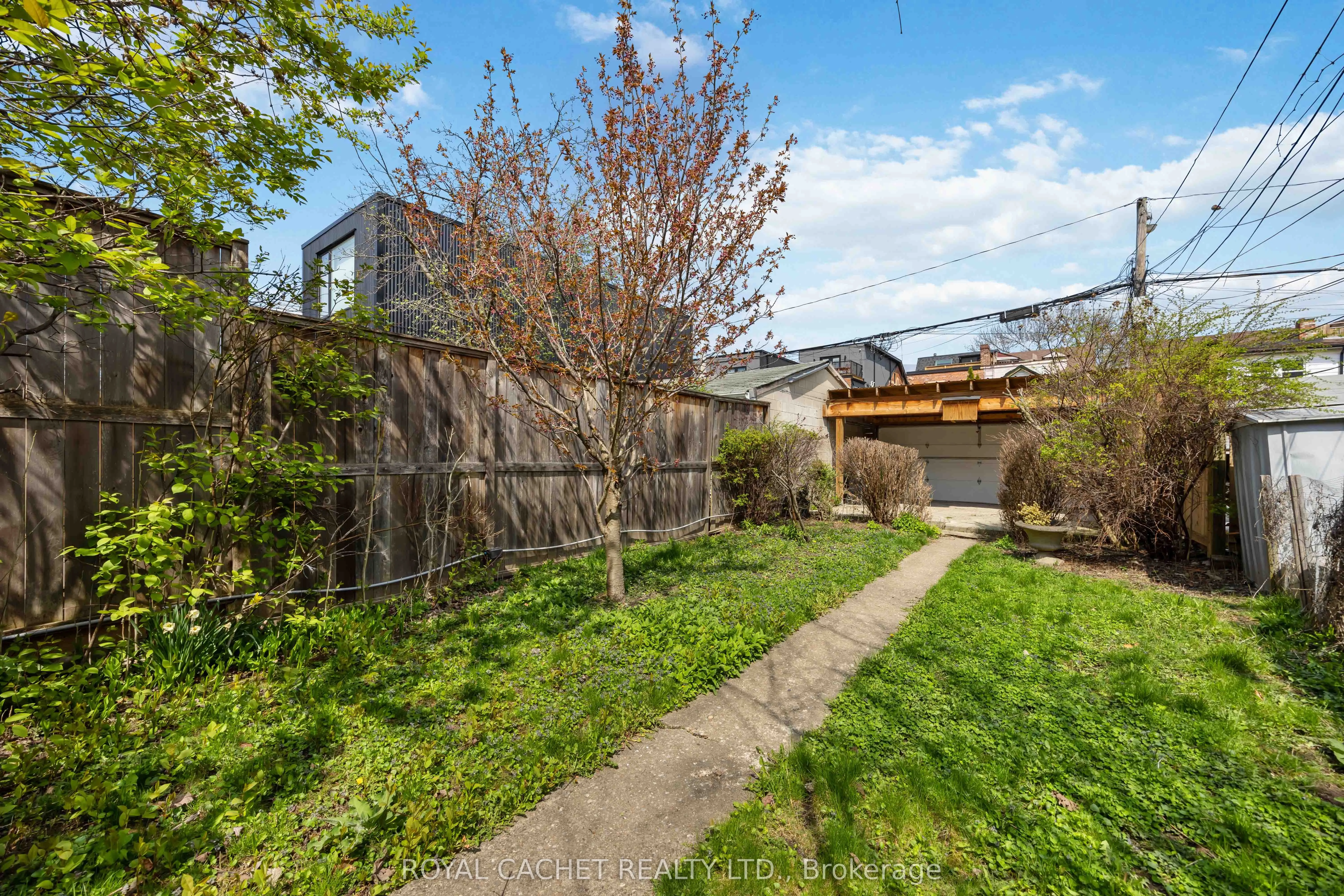 157 Lisgar Street