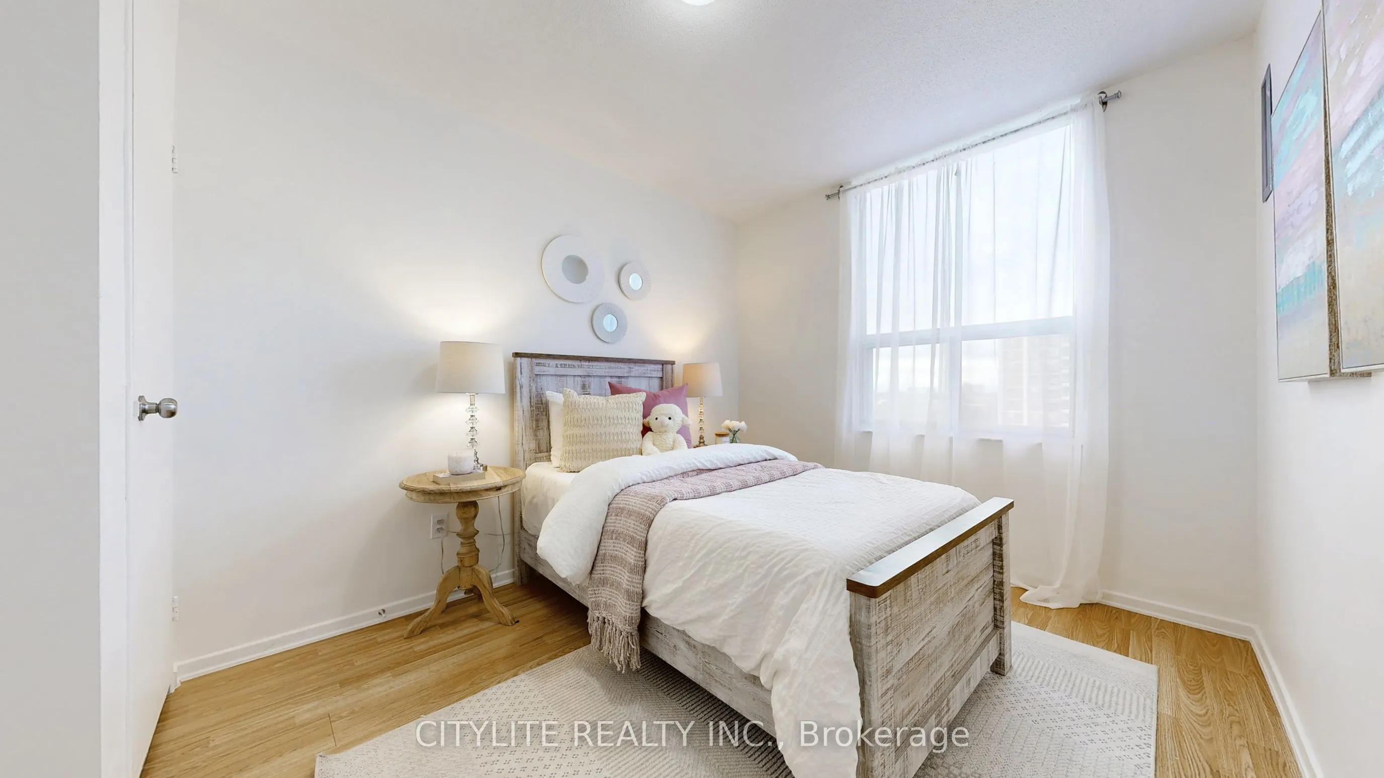 10 Edgecliffe Golfway, #1806