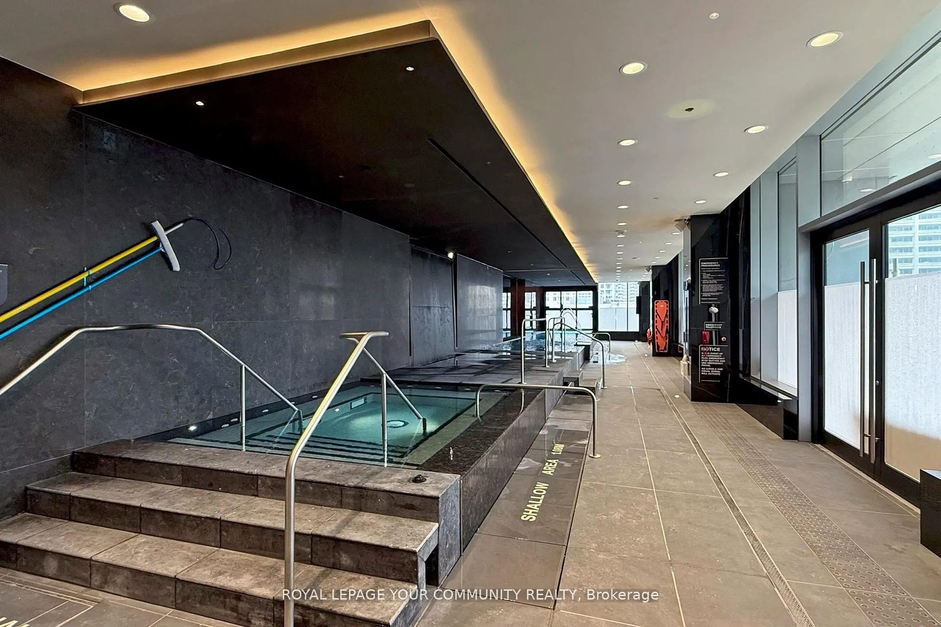 11 Yorkville Avenue, #5802