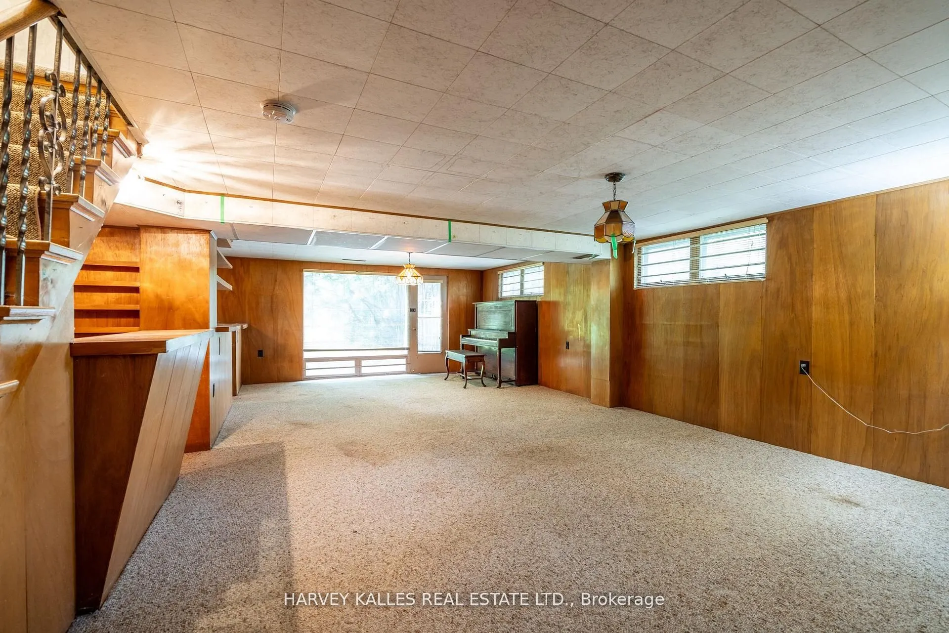 17 Munro Boulevard