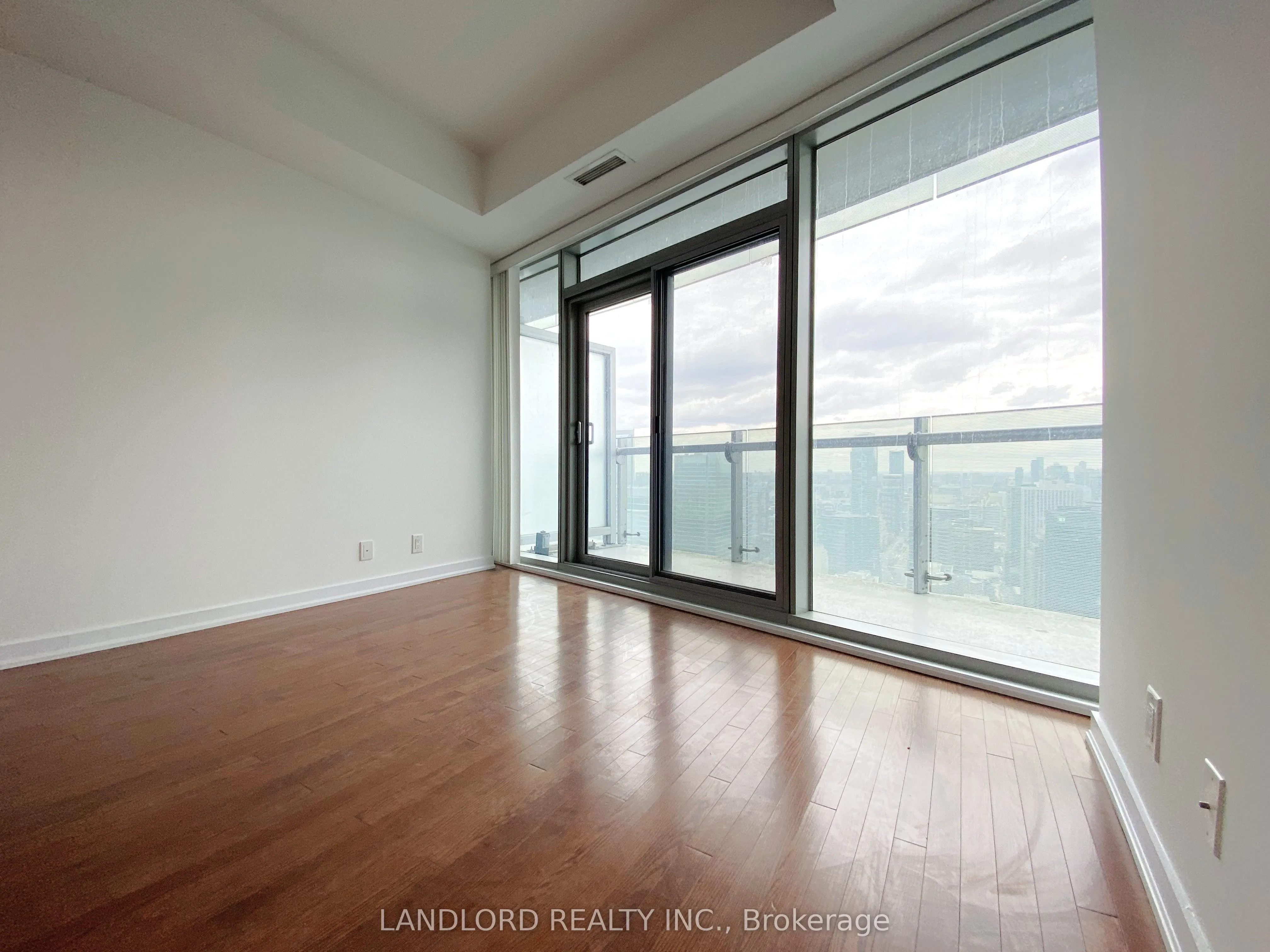 14 York Street, #5310