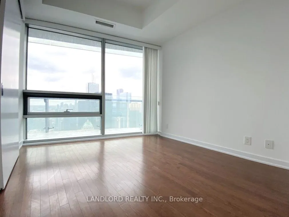 14 York Street, #5310